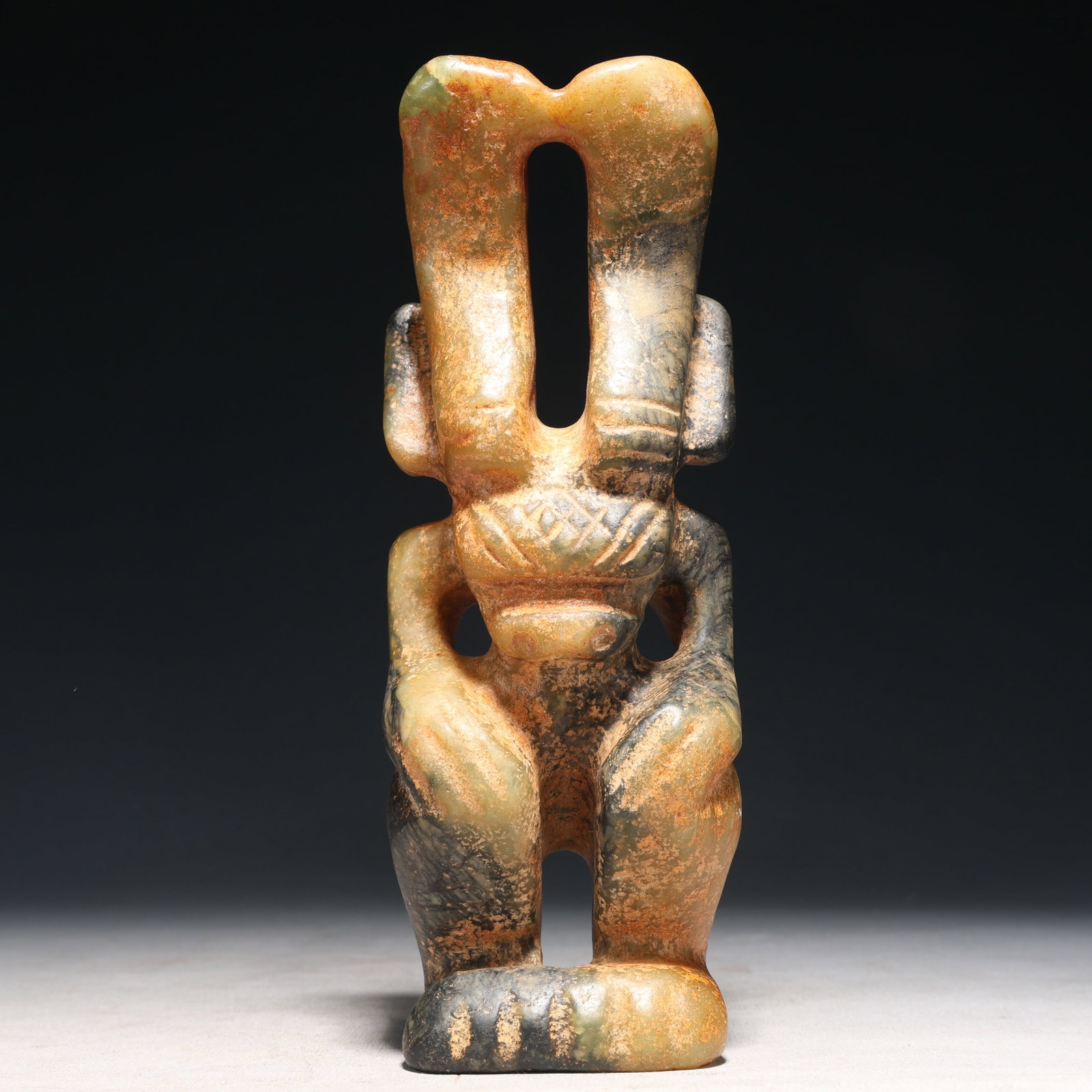 An Archaic Hongshan Culture Yellow Jade Figure Ornament: An Archaic Hongshan Culture Yellow Jade Figure Ornament,Ancient Time, China,Size:3.1inx2inx8.5in Weight:1300g 红山文化黄玉人物摆件,新&