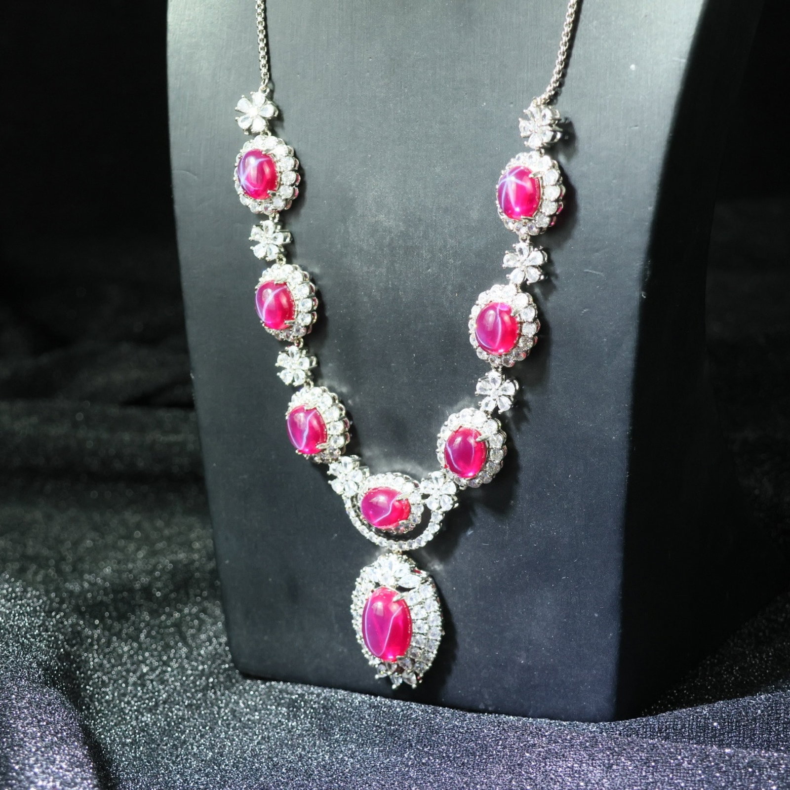 An Exquisite Necklace - 3
