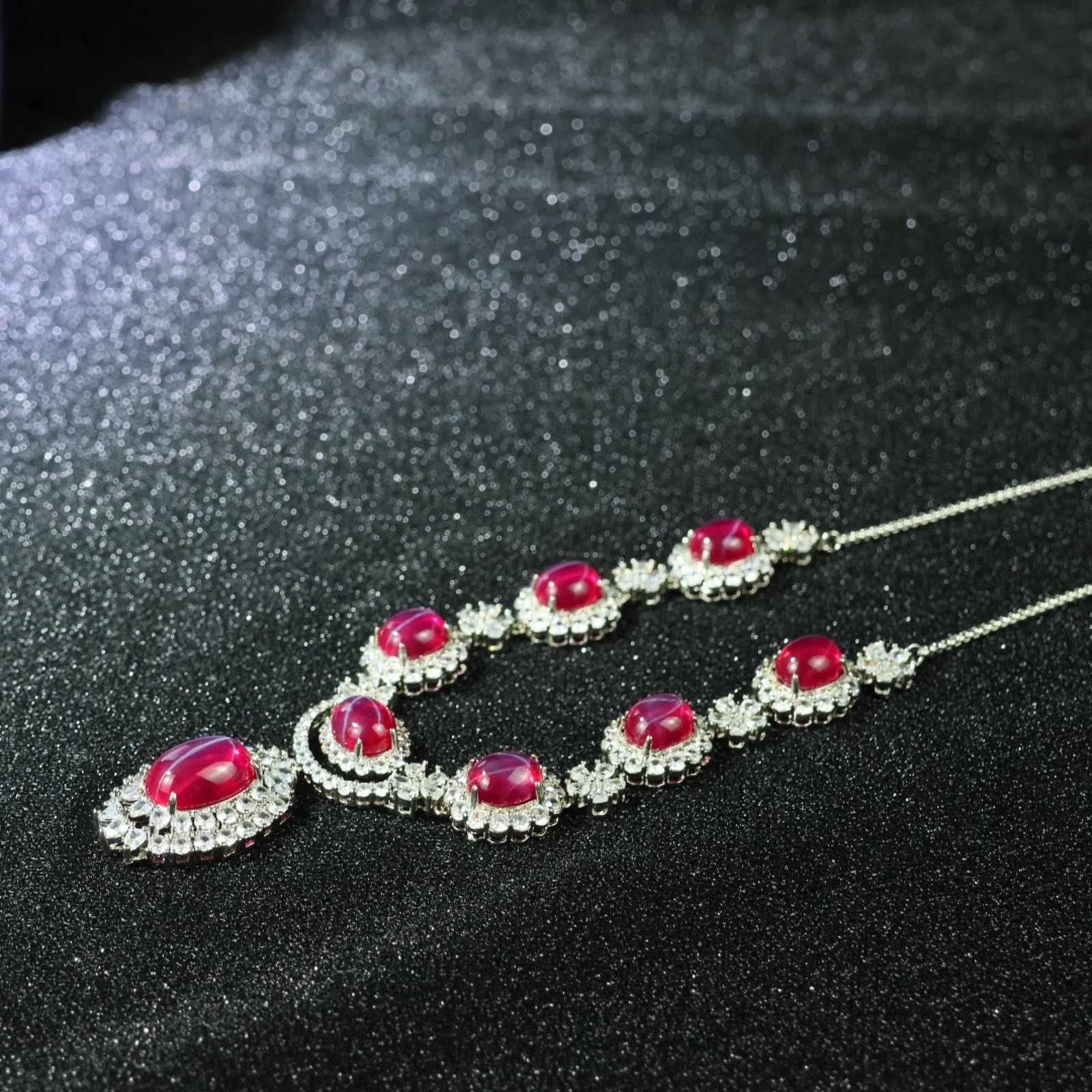 An Exquisite Necklace - 6