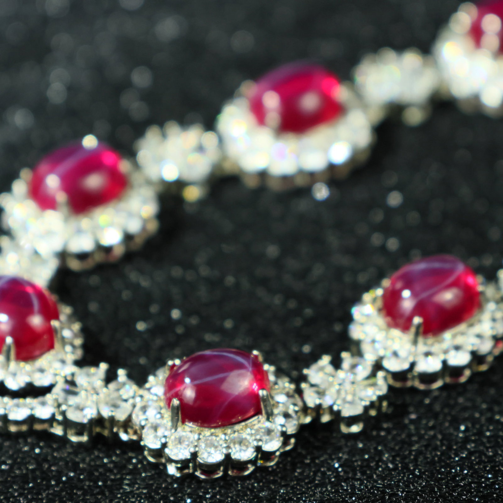 An Exquisite Necklace - 8