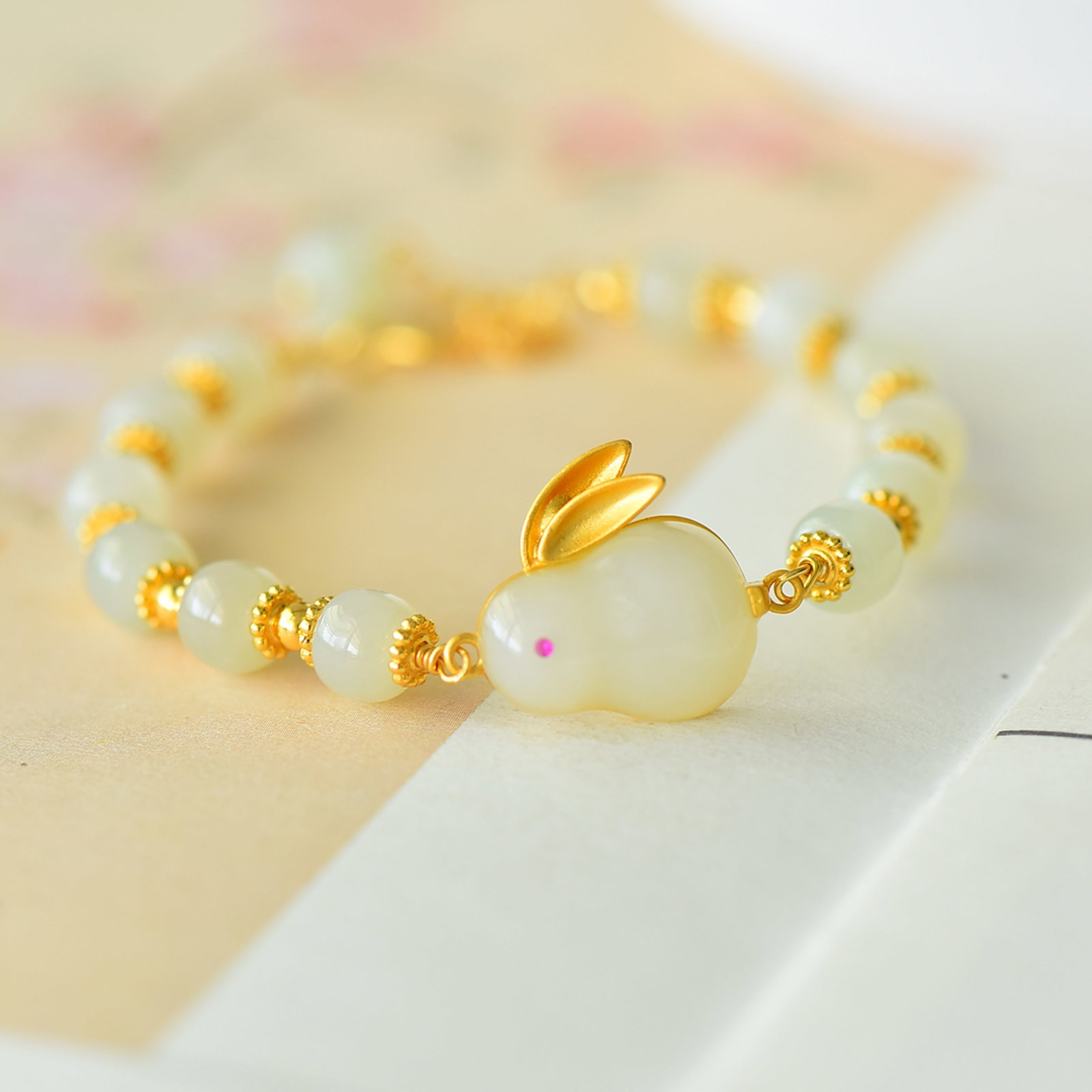 An Exquisite Sterling Silver-Gold Plated Inlaid White Jade Bracelet: An Exquisite Sterling Silver-Gold Plated Inlaid White Jade Bracelet,Size:0.5inx0.7in 纯银镀金镶白玉手链