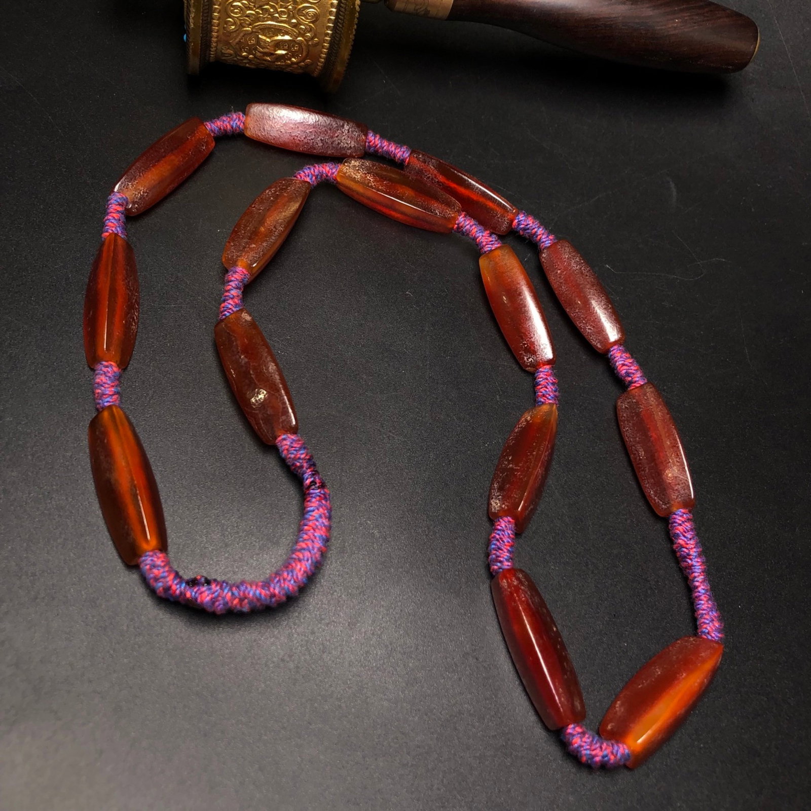 A Precious Agate Necklace - 2