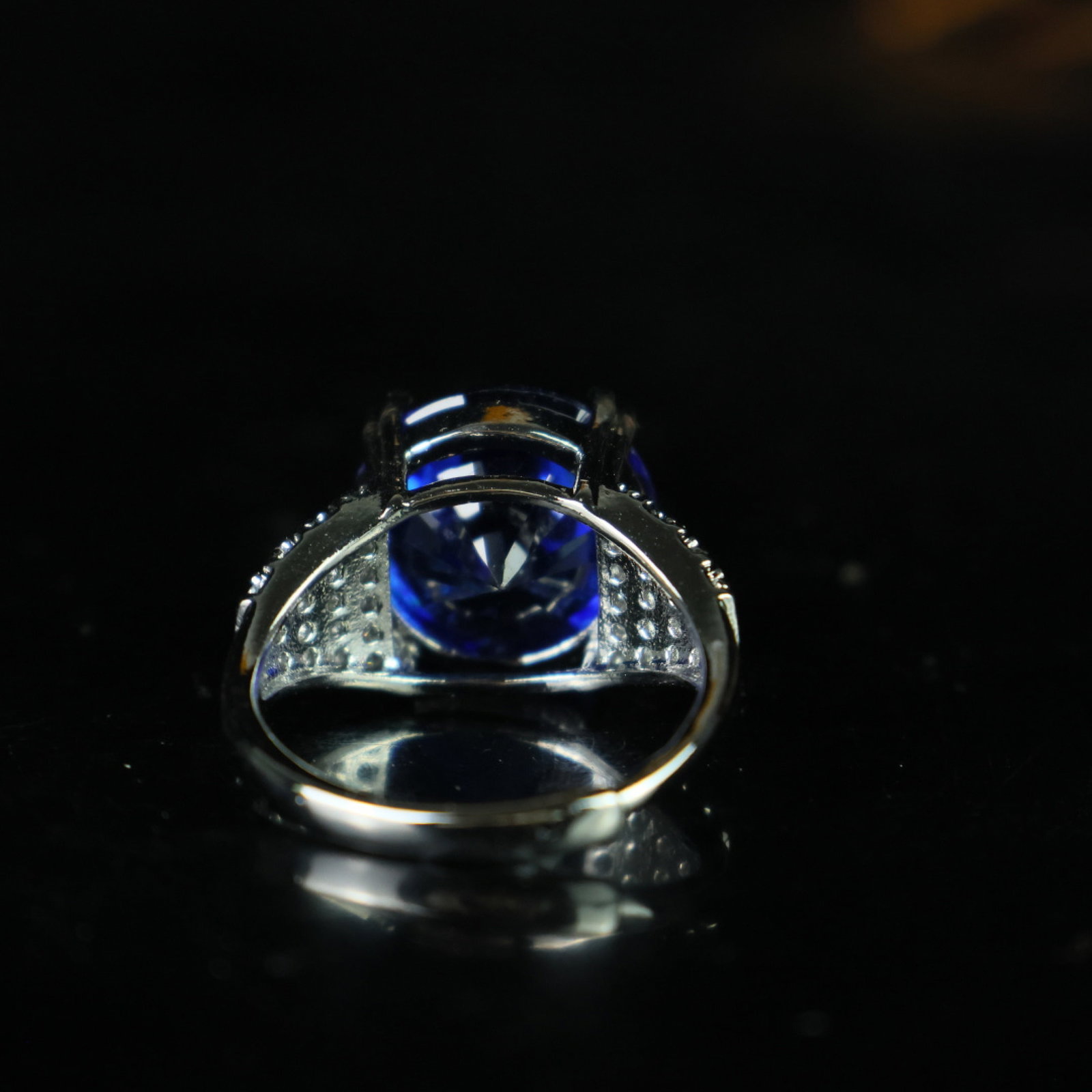 An Exquisite Ring - 4