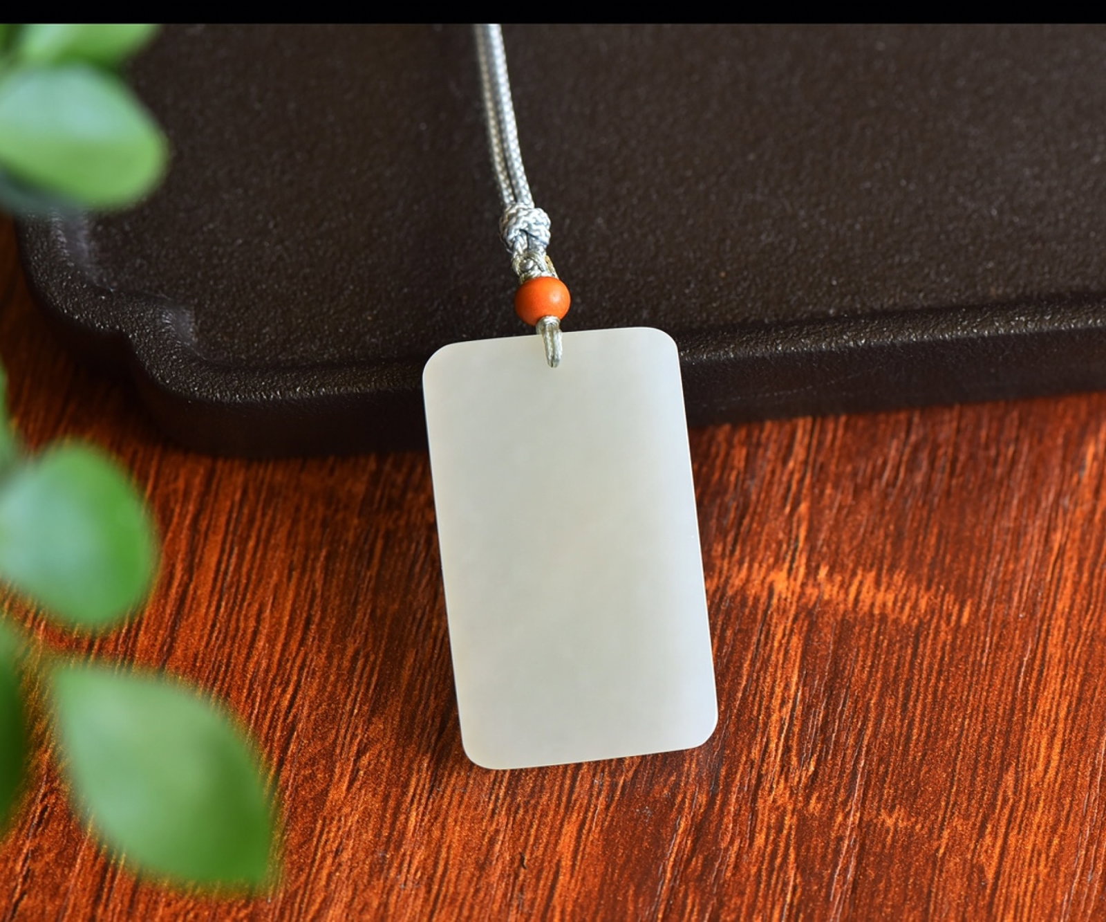 An Exquisite White Jade Pendant: An Exquisite White Jade Pendant,Size:1inx1.7in 白玉挂件