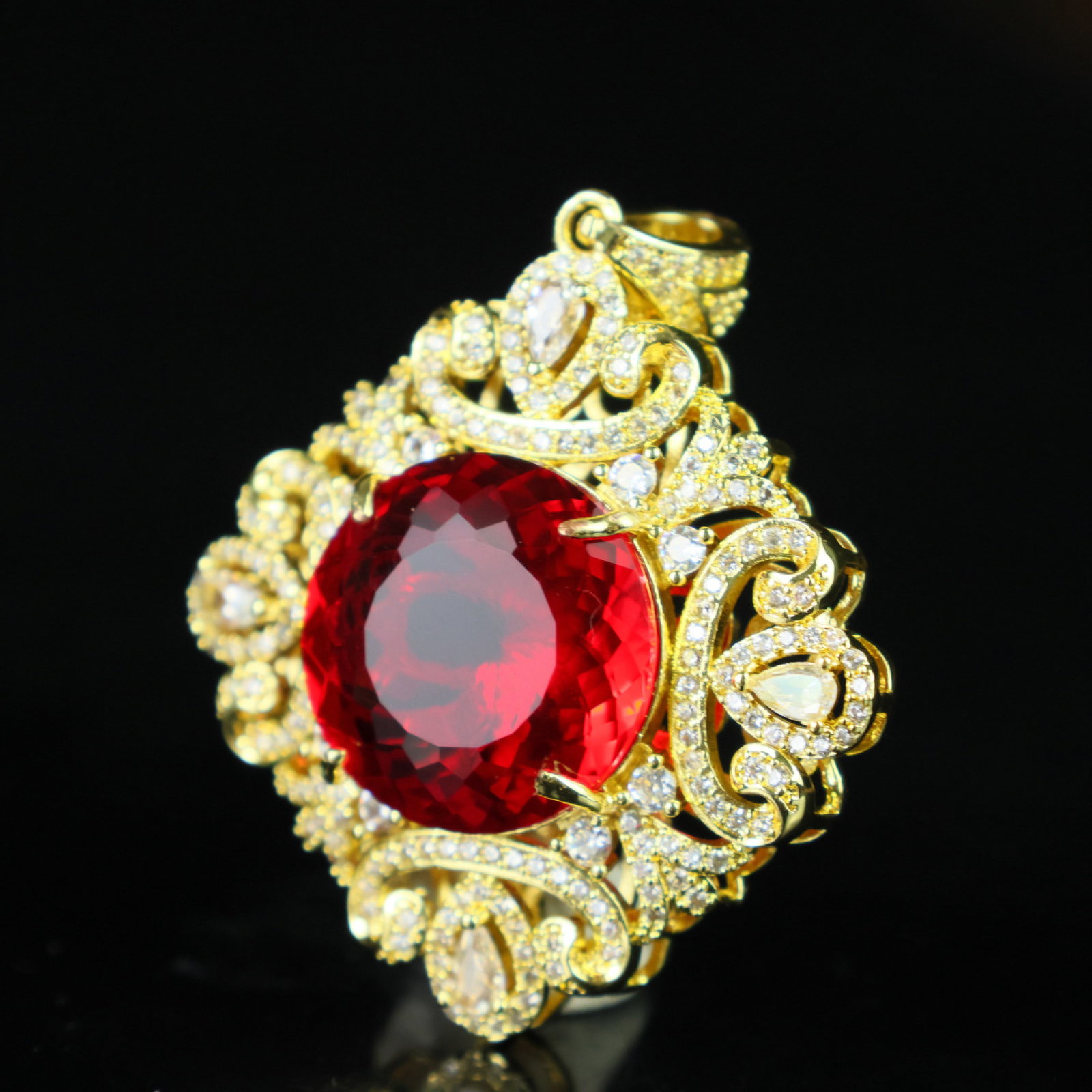 An Exquisite Pendant - 4