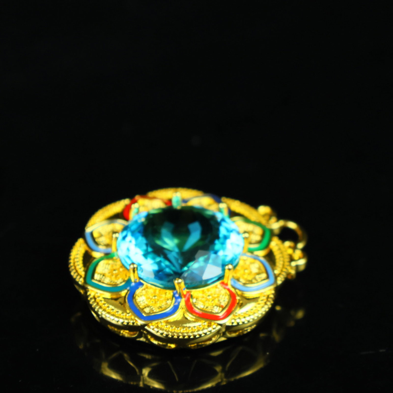 An Exquisite Pendant - 6