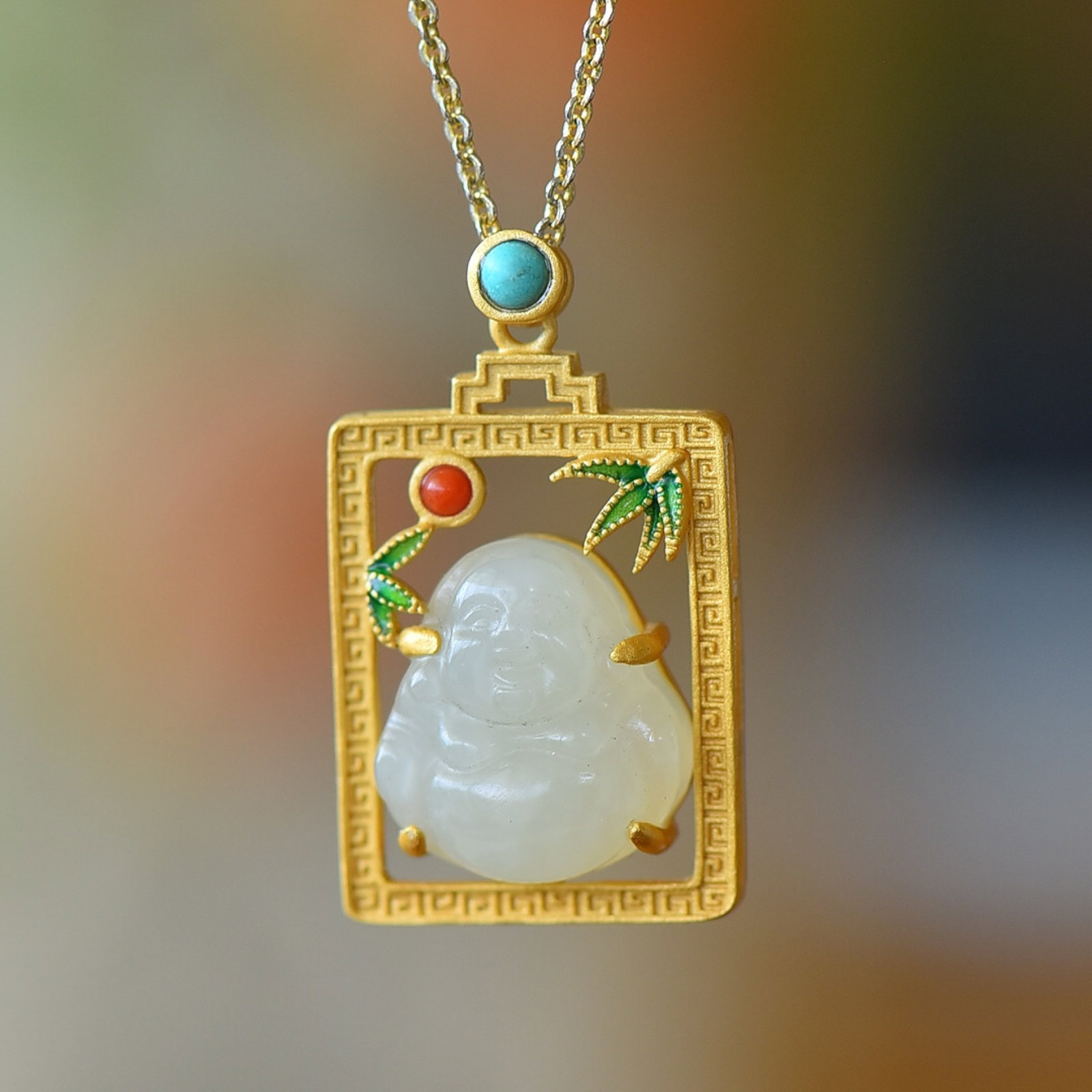 An Exquisite Sterling Silver-Gold Plated Inlaid White Jade Pendant: An Exquisite Sterling Silver-Gold Plated Inlaid White Jade Pendant 纯银镀金镶白玉吊坠