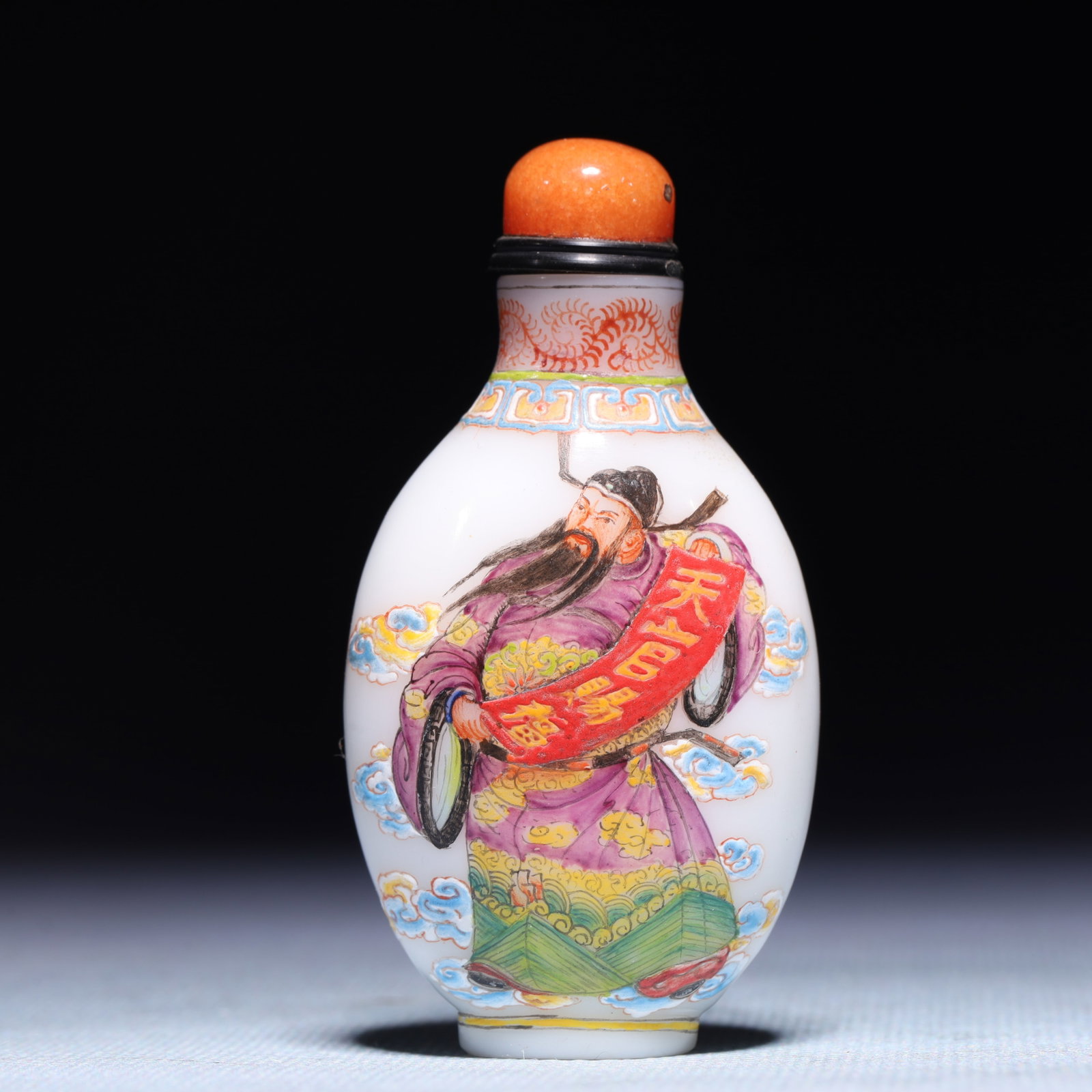 An Exquisite Glass Figure Pattern Snuff Bottle: An Exquisite Glass Figure Pattern Snuff Bottle,Qing Dynasty,China,Qianlong Four-character Mark,Size:1.4inx0.8inx2.8in,Weight:71.6g 琉璃人物纹鼻烟壶,