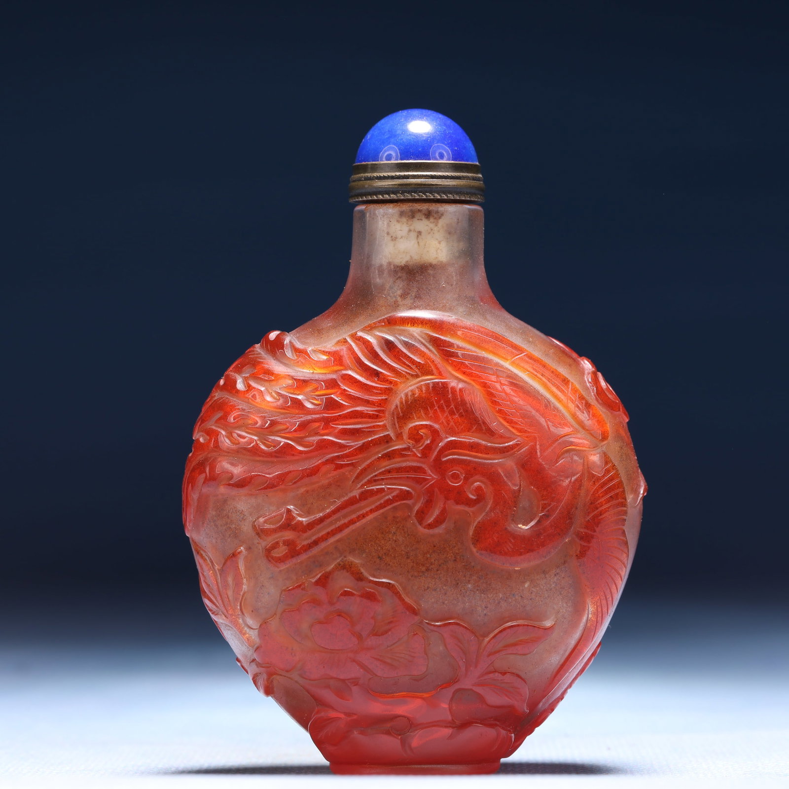An Exquisite Glass Flower and Phoenix Pattern Snuff Bottle: An Exquisite Glass Flower and Phoenix Pattern Snuff Bottle,Qing Dynasty,China,Qianlong Four-character Mark,Size:2.4inx1.2inx3.3in,Weight:82g