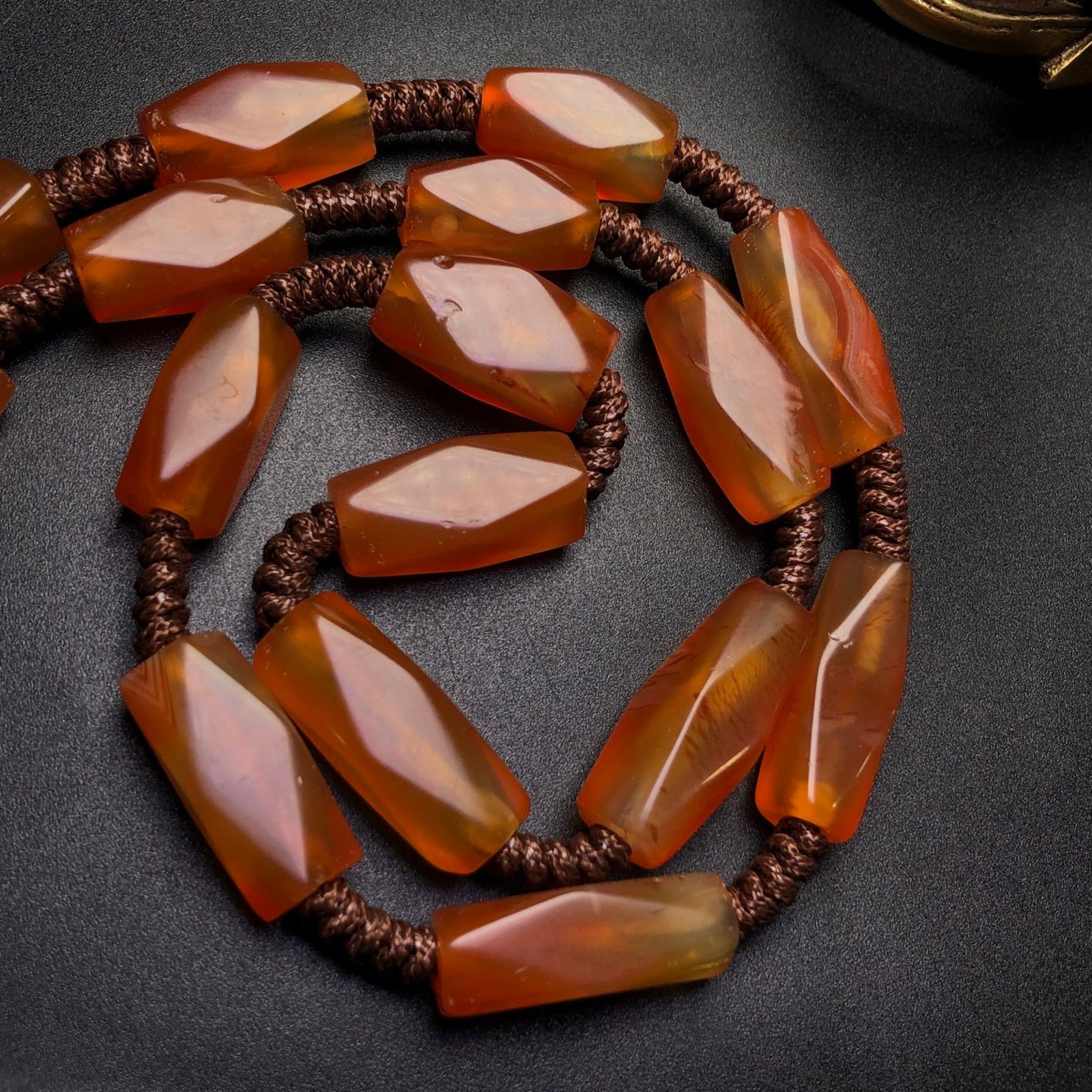 A Precious Agate Necklace - 7
