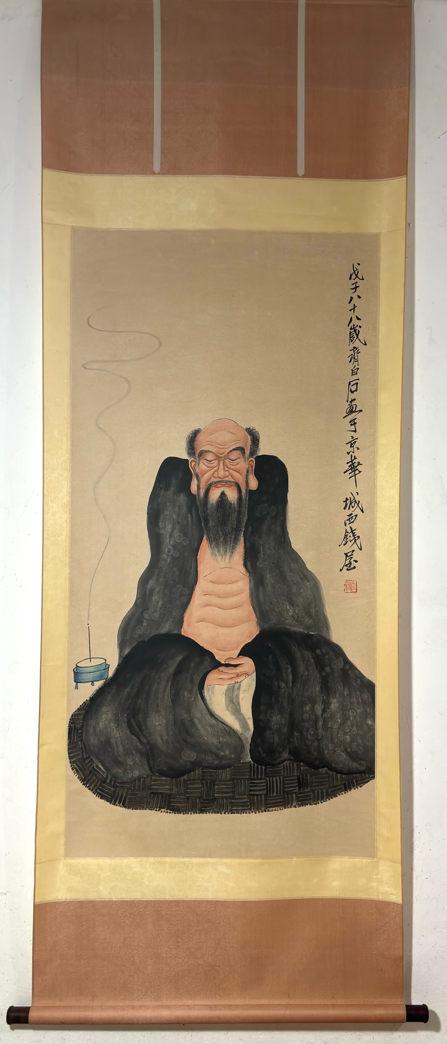 A Chinese Vertical Scroll Ink Painting of Figure on Paper,Qi Baishi: A Chinese Vertical Scroll Ink Painting of Figure on Paper,Qi Baishi,Size:(Without frame)53.7inx26.4in一幅中国水墨人物画立轴,齐&#