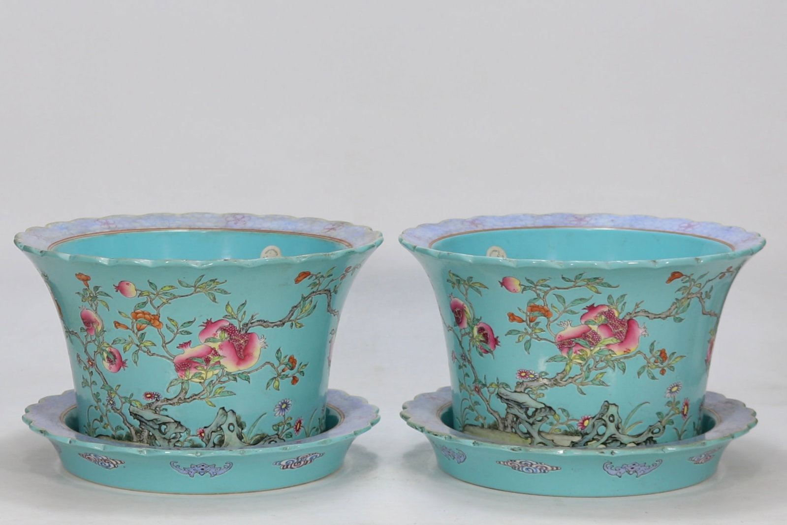 A Pair of Exquisite Turquoise Ground Famille-Rose Pomegranate Pattern Flowerpots,With Poem (1 of 9)