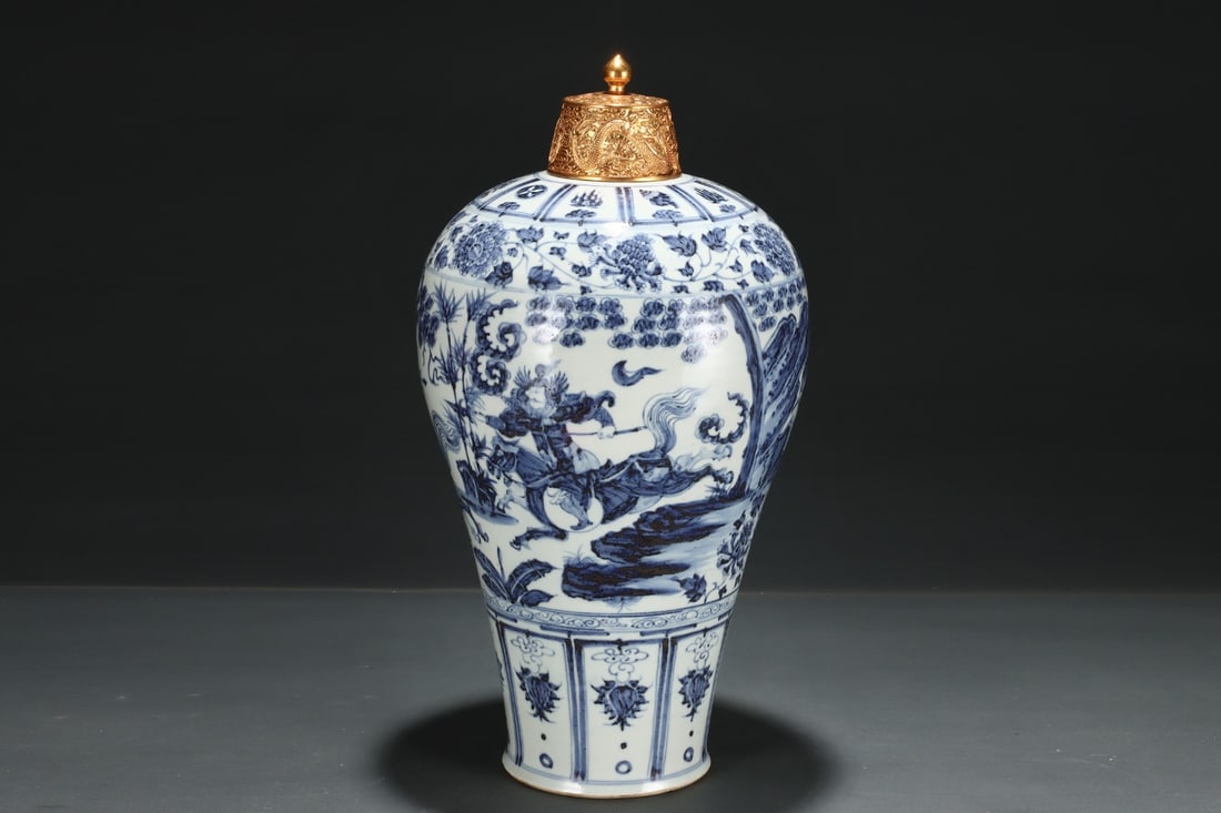 An Exquisite Blue and White Lotus Pattern Character and Story Pattern Vase: An Exquisite Blue and White Lotus Pattern Character and Story Pattern Vase Yuan Dynasty, China Size:19.5inx10.4in青花缠枝莲唐太宗人物梅