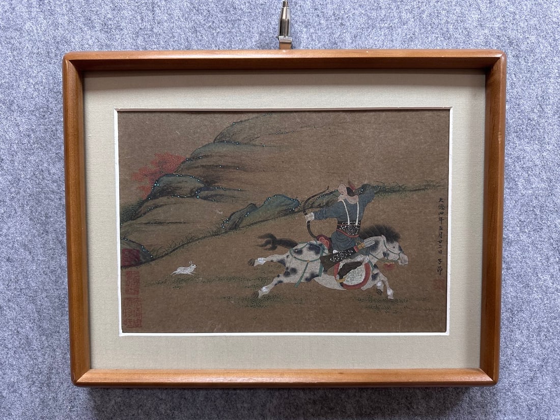 A Chinese Ink Painting of Hunting on Paper With Frame,Zhao Mengfu: A Chinese Ink Painting of Hunting on Paper With Frame,Zhao MengfuSize:(Without frame)11.8inx7.9in,(Frame)15.7inx11.8in一幅中国水墨狩猎图带&#