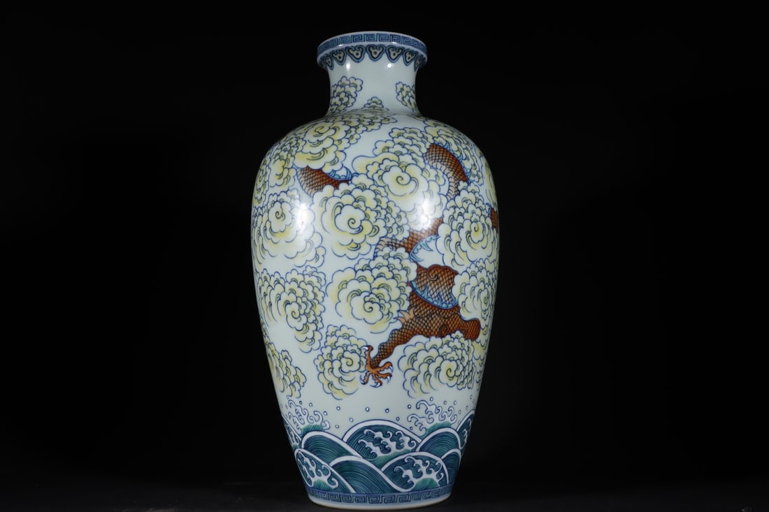 An Exquisite Doucai Seawater Pattern Dragon Pattern Vase - 3
