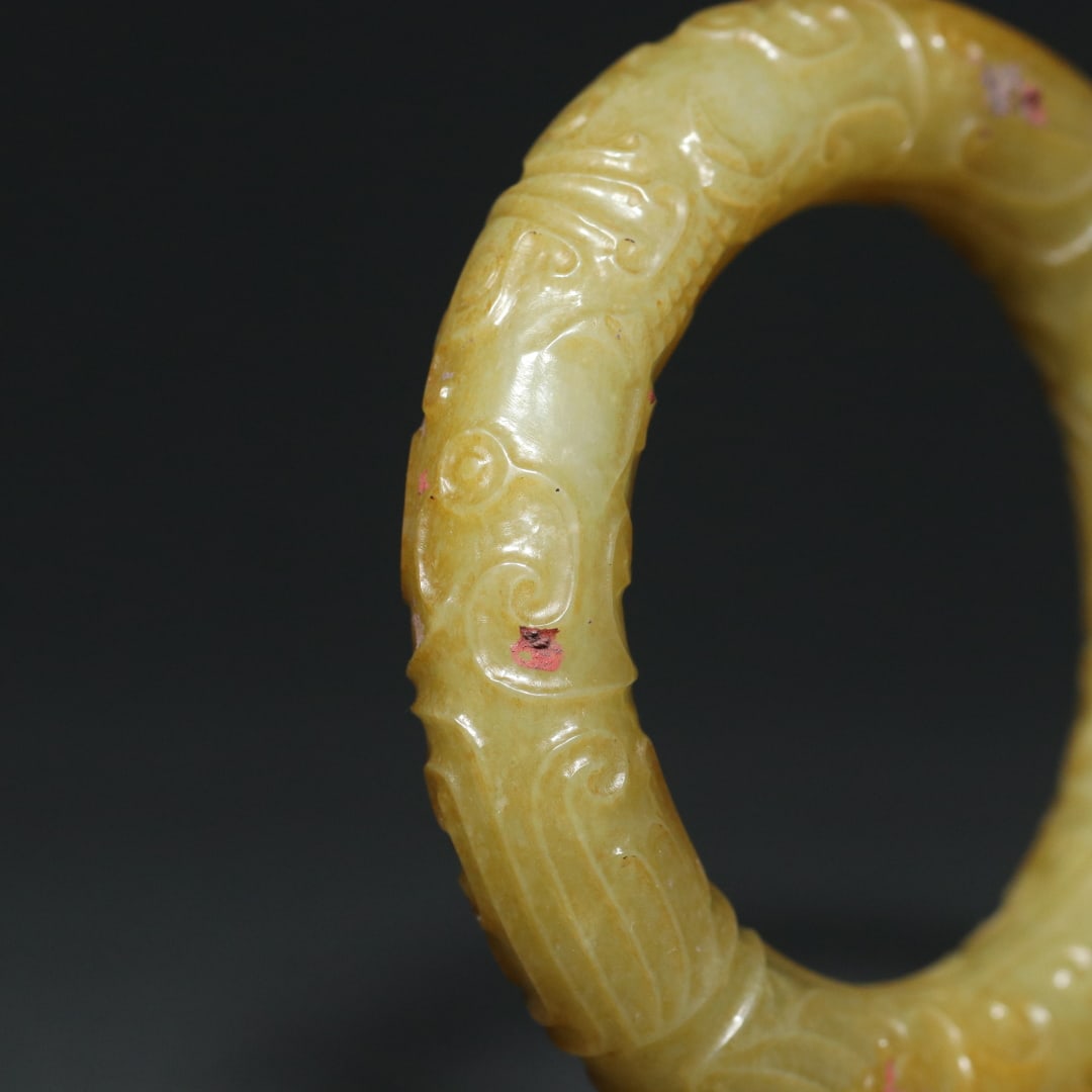 An Exquisite White Jade Beast-Face Pattern Bracelets - 4