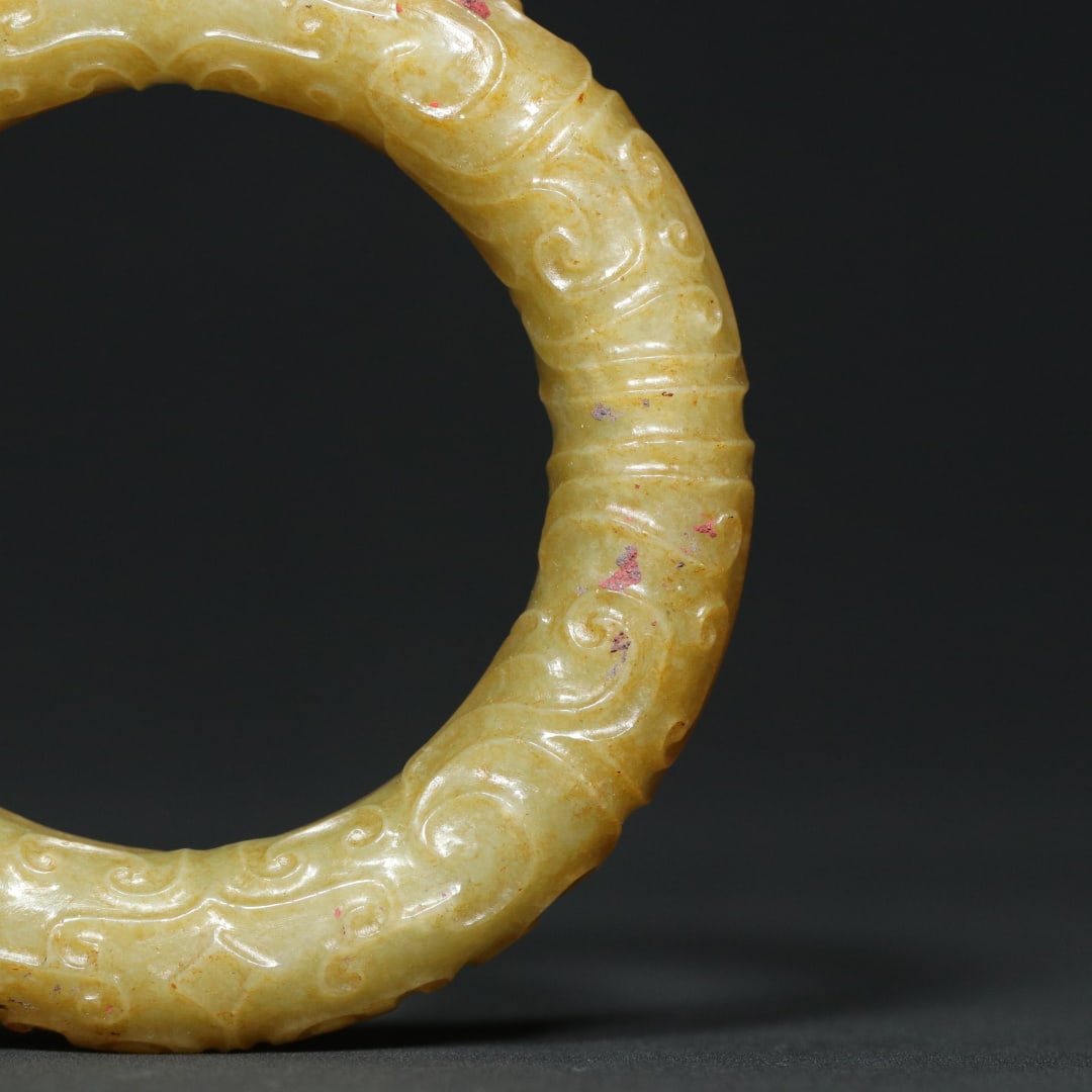 An Exquisite White Jade Beast-Face Pattern Bracelets - 9