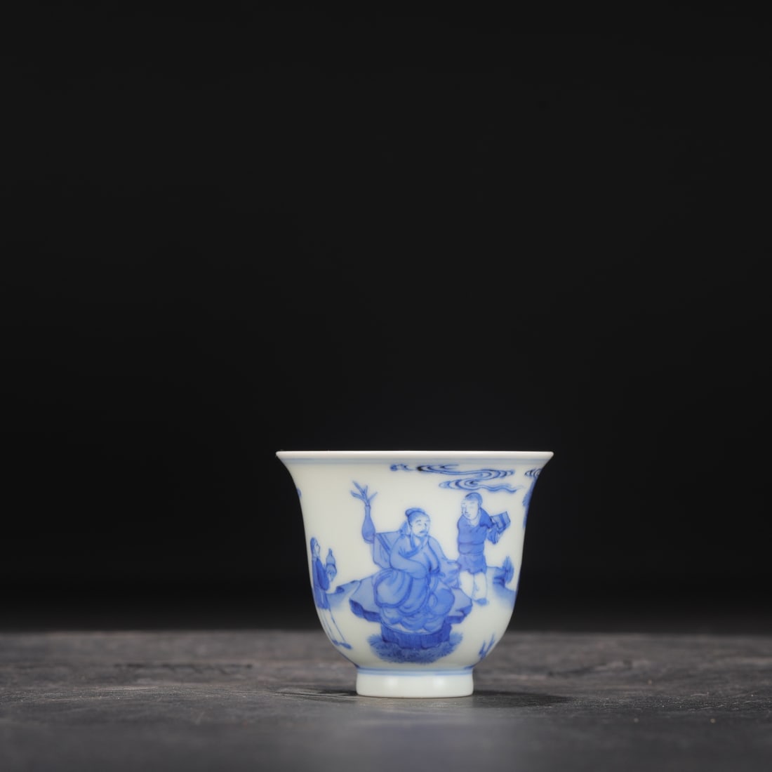 An Exquisite Blue and White Character and Story Pattern Bowl: An Exquisite Blue and White Character and Story Pattern Bowl Qing Dynasty, China Kangxi Six-character Mark Size:2.4inx2.6in青花人物茶盏 中国清