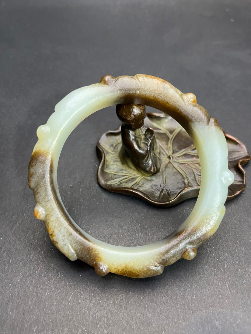 An Exquisite White Jade Cicada Pattern Bracelets - 2