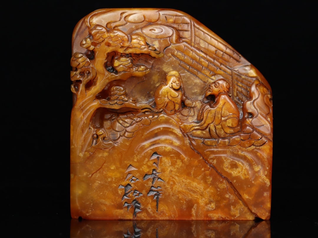An Exquisite Tianhuang Stone Landscape and Figure Pattern Seal: An Exquisite Tianhuang Stone Landscape and Figure Pattern Seal,Qing Dynasty, China,Shiru Mark,Size:3.1inx3.3inx0.8in,Weight:257g田黄石山水人物纹印