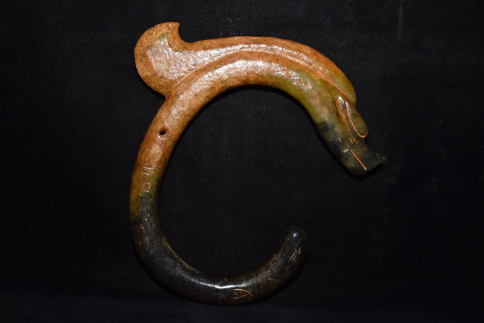 An Exquisite White Jade Pig-Dragon Pendant: An Exquisite White Jade Pig-Dragon Pendant,Hongshan Culture,Size:6.5inx10in,Weight:1180g白玉猪龙挂件，红山文化，Size:16.5cmx25.4
