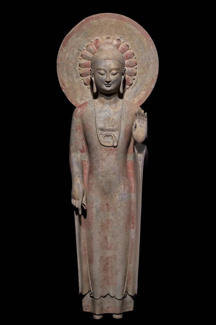 An Exquisite Limestone Painted Color Buddha Statue: An Exquisite Limestone Painted Color Buddha Statue N.Qi , China Size:42.1in青石彩绘佛造像 中国北齐Size:107cm