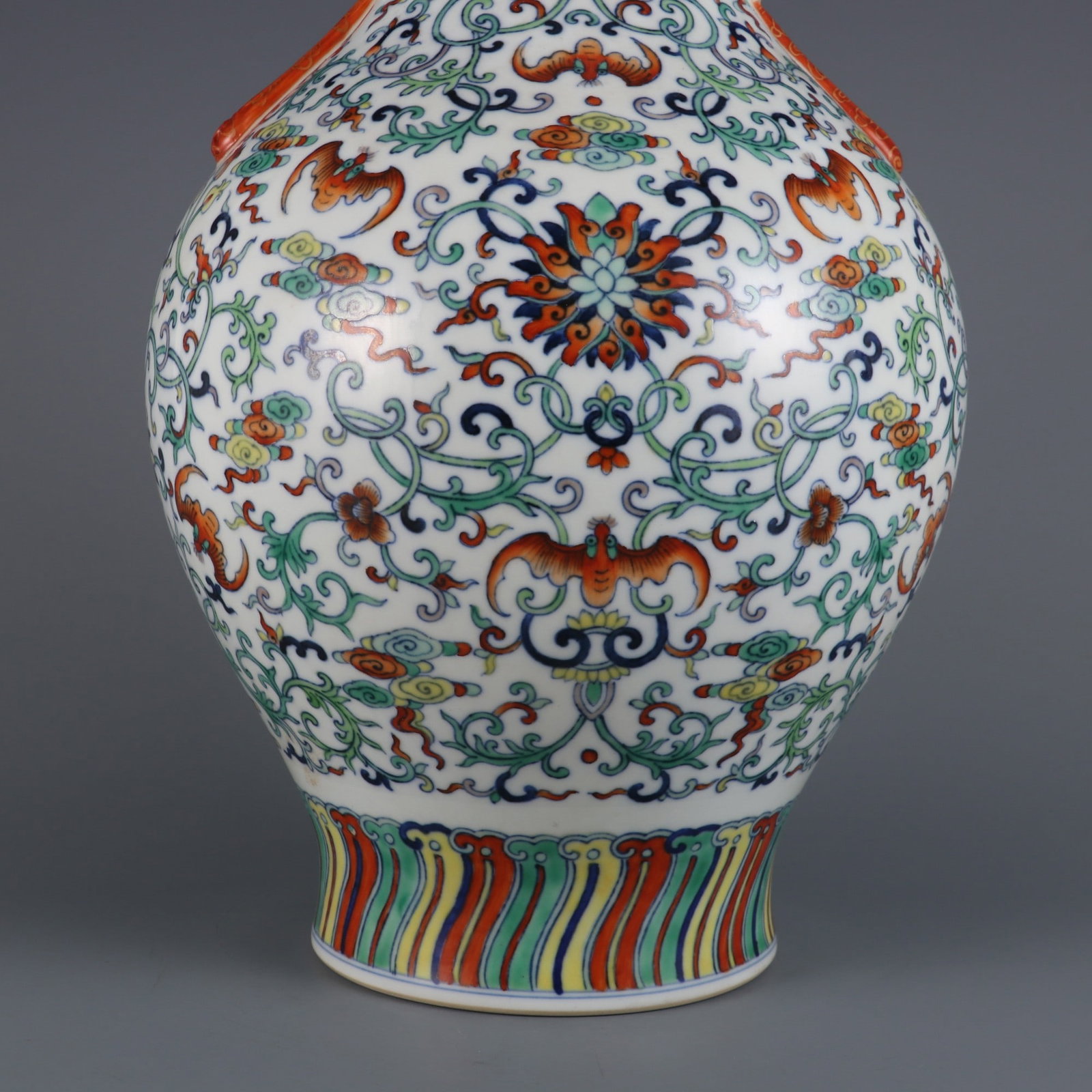 A Huge Doucai Lotus Pattern Vase - 5
