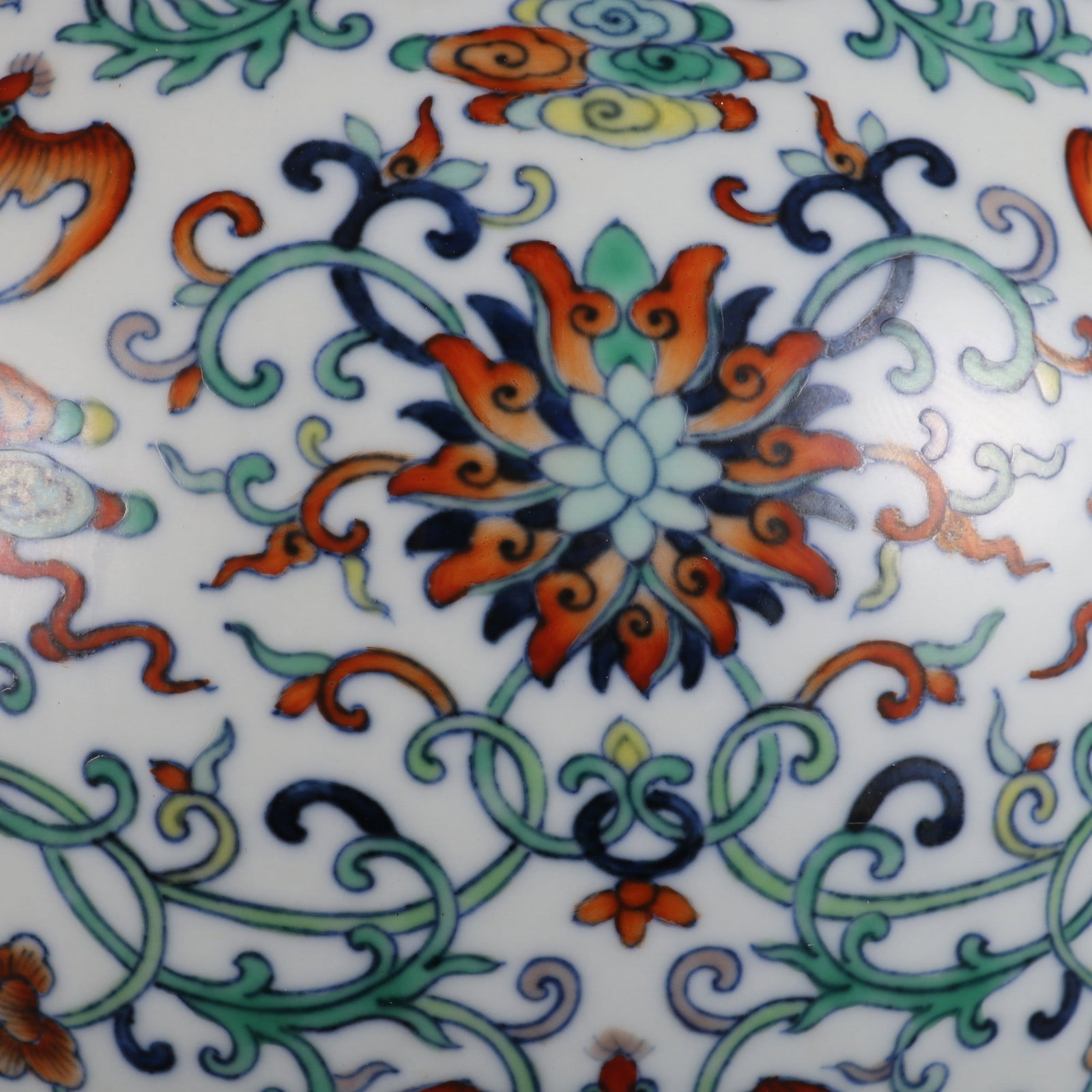 A Huge Doucai Lotus Pattern Vase - 7