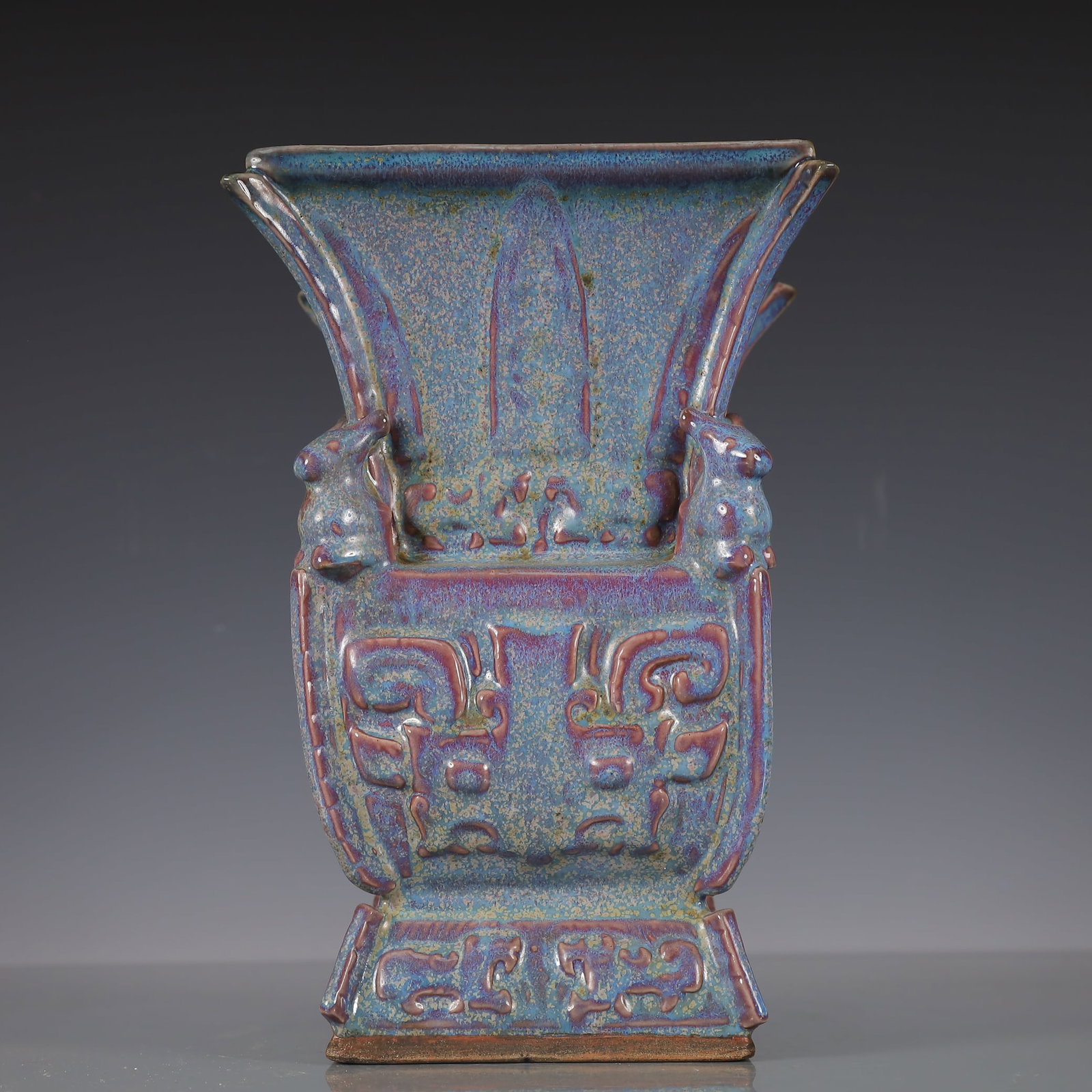 A Exquisite Jun yao Beast-Face Pattern Vase: A Exquisite Jun yao Beast-Face Pattern Vase Song Dynasty, China Size:6.3inx6.3inx9.4in Weight:2350g钧窑兽面纹瓶 中国宋代 Size:16cmx16cmx24cm
