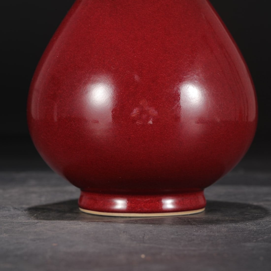 An Exquisite Ruby red-Glazed Vase - 3