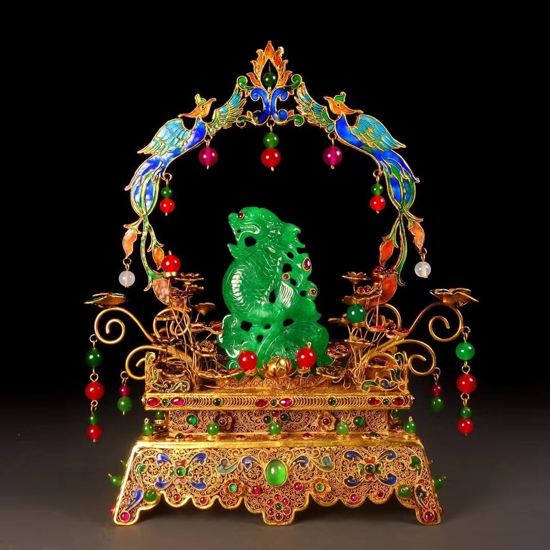 An Exquisite Filigree and Gilding Inlaid Jadeite Ornament,Inlaid Gems: An Exquisite Filigree and Gilding Inlaid Jadeite Ornament,Inlaid Gems,Qing Dynasty,China,Qianlong Four-character