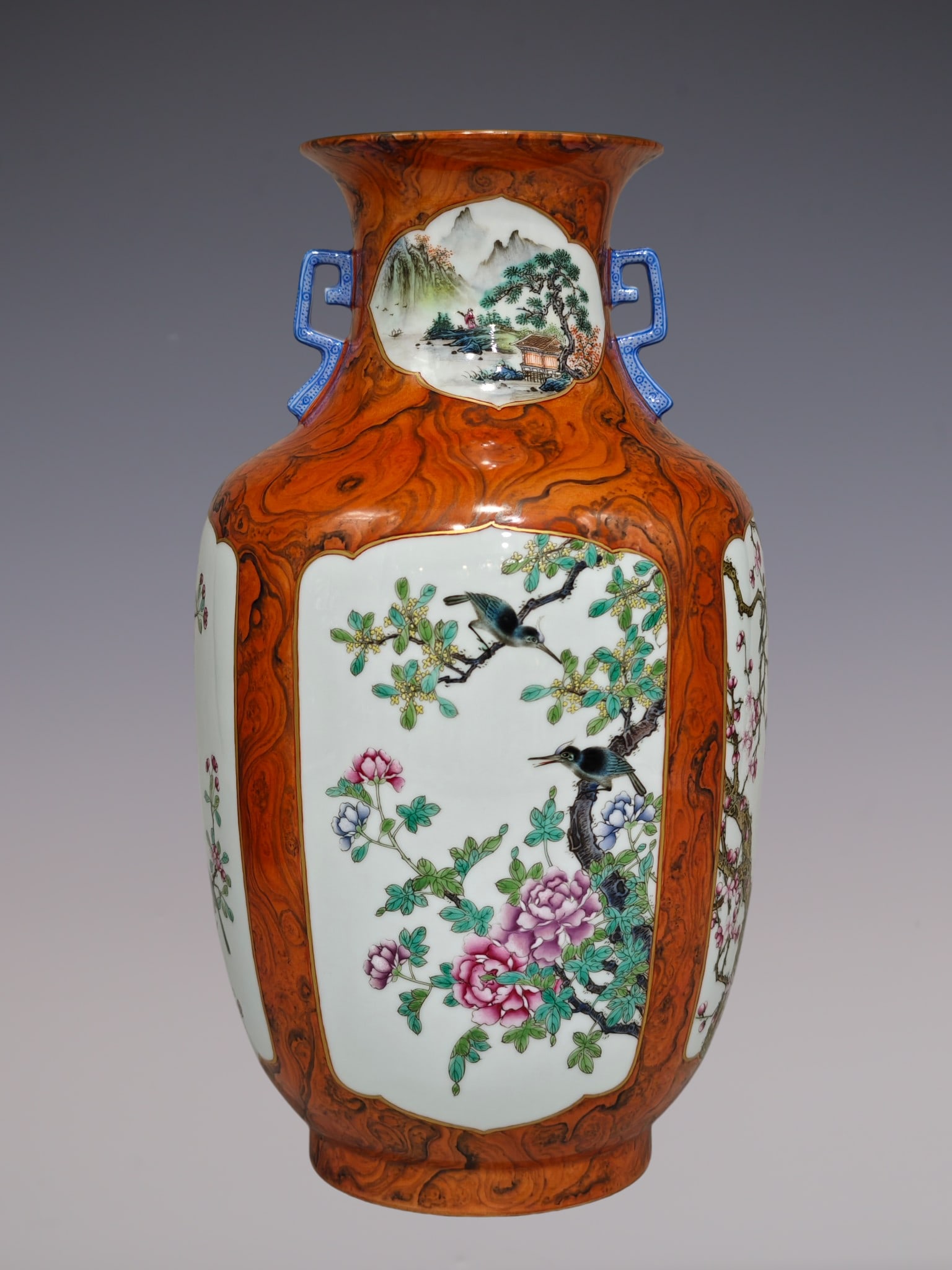 An Exquisite Imitation Stone Grain Glaze Flower and Bird Pattern Landscape Pattern Double-Ears Vase: An Exquisite Imitation Stone Grain Glaze Flower and Bird Pattern Landscape Pattern Double-Ears Vase Qing Dynasty, China Qianlong Six-character Mark Size:12.4inx7.1in石纹釉开
