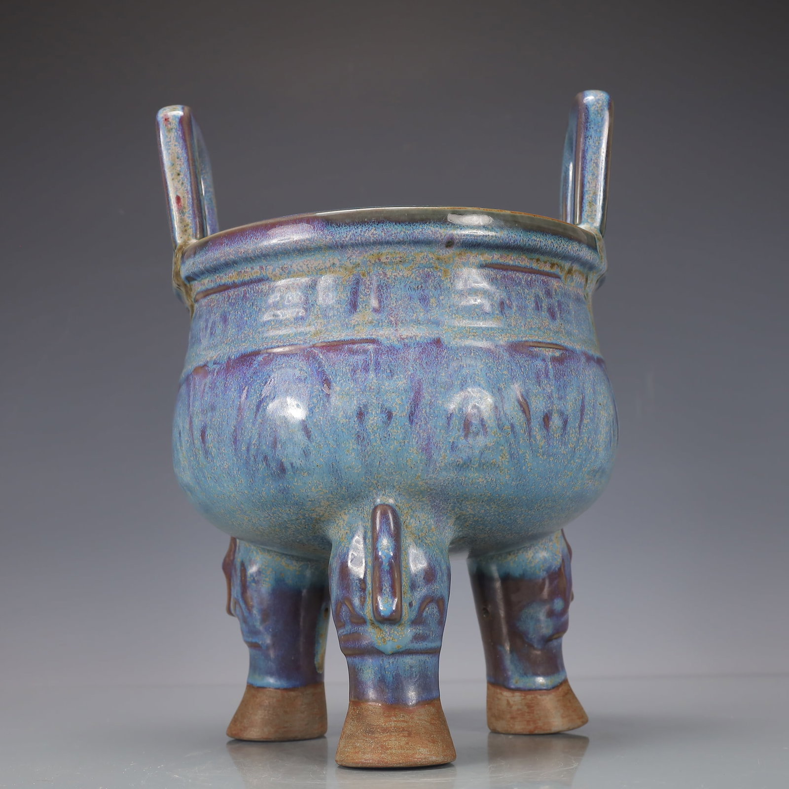 A Exquisite Jun yao Beast-Face Pattern Double-Ears Tripod Censer: A Exquisite Jun yao Beast-Face Pattern Double-Ears Tripod Censer Song Dynasty, China Size:8.3inx7.9inx11.8in