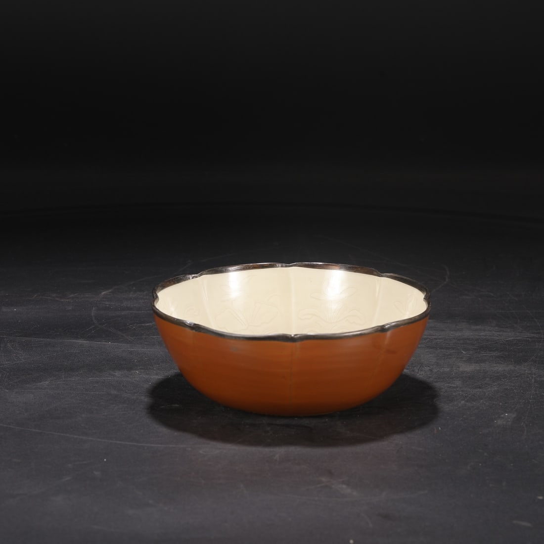 An Exquisite Ding yao Flower Pattern Bowl: An Exquisite Ding yao Flower Pattern Bowl Song Dynasty, China Size:2.8inx4.1in定窑剔刻缠枝花卉纹银口深腹大碗 &