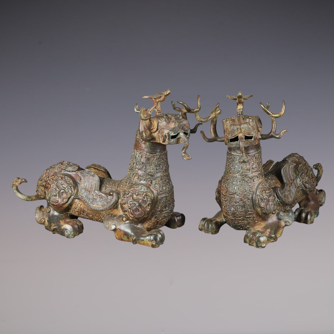 A Pair of Archaic Bronze Dragon Pattern Auspicious Beast Ornaments,With Inscription: A Pair of Archaic Bronze Dragon Pattern Auspicious Beast Ornaments,With Inscription,W.Zhou ,China,Size:18.9inx6.7inx13.4in,Weight:19900g一对青铜龙纹瑞兽
