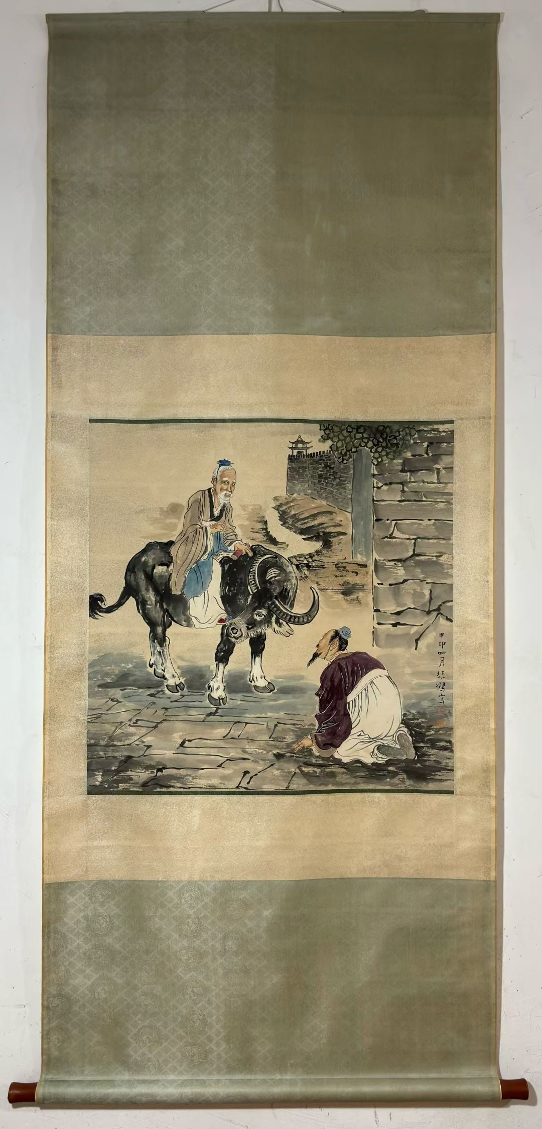A Chinese Vertical Scroll Ink Painting of Figure on Paper,Xu Beihong: A Chinese Vertical Scroll Ink Painting of Figure on Paper,Xu Beihong,Size:(Without frame)27.4inx27.2in一幅中国水墨人物画立轴,徐&