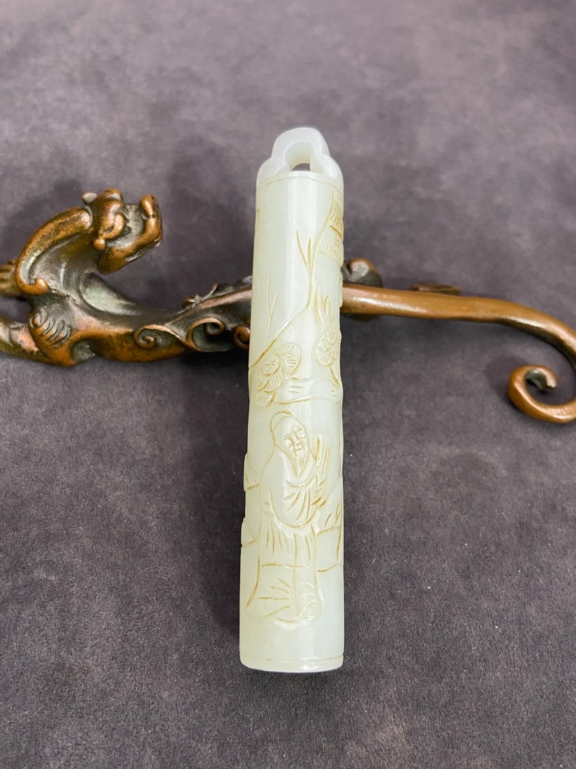 An Exquisite White Jade Character and Story Pattern Pendant: An Exquisite White Jade Character and Story Pattern Pendant,Qing Dynasty,China,Size:3.7inx0.6in,Weight:37g白玉人物故事纹挂件,中国ę