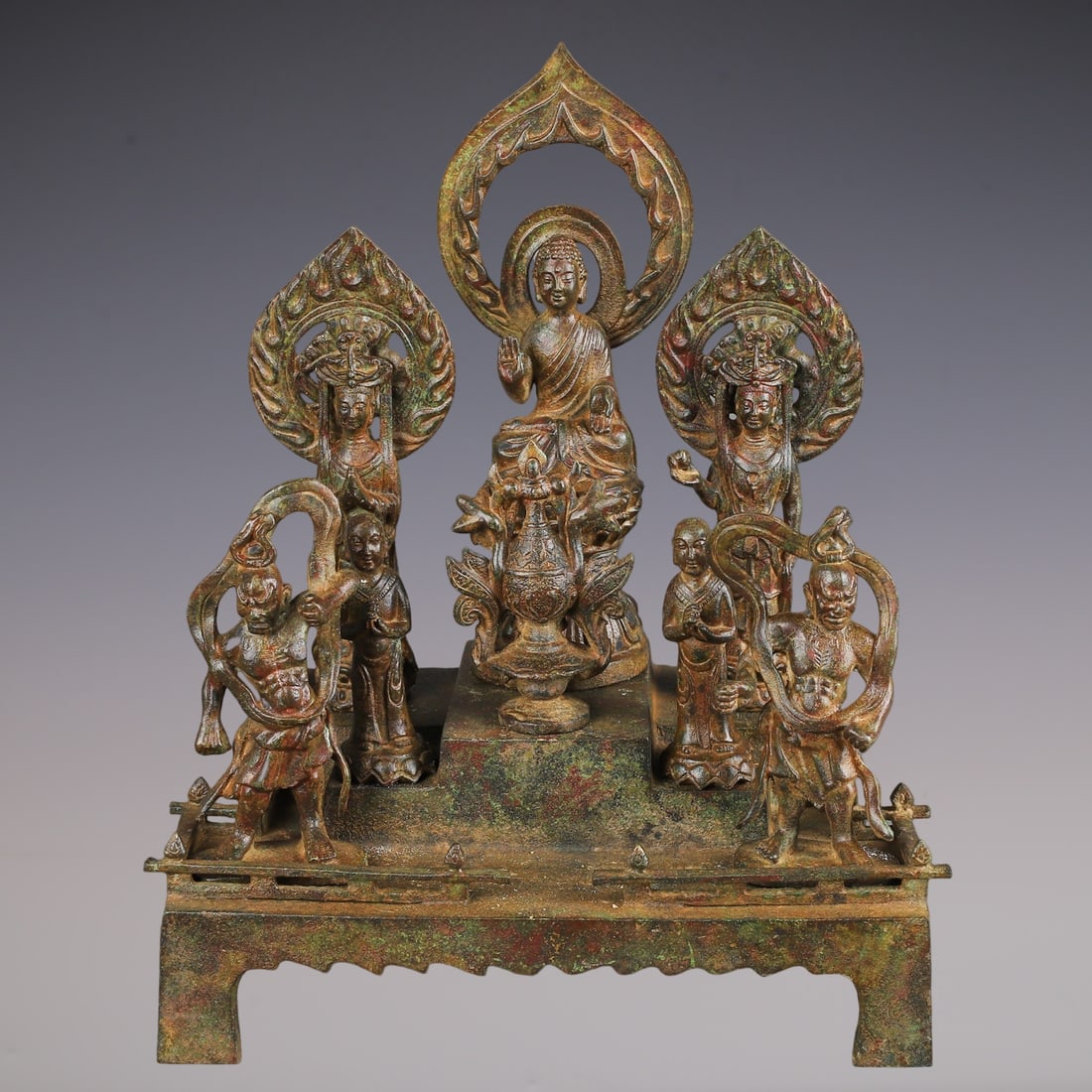 A Set of Solemn Bronze Buddha Statue: A Set of Solemn Bronze Buddha Statue,N.Wei ,China,Size:12.2inx8.3inx15.7in,Weight:7650g一套青铜佛像,中国北魏时期,Size:31cmx21cmx