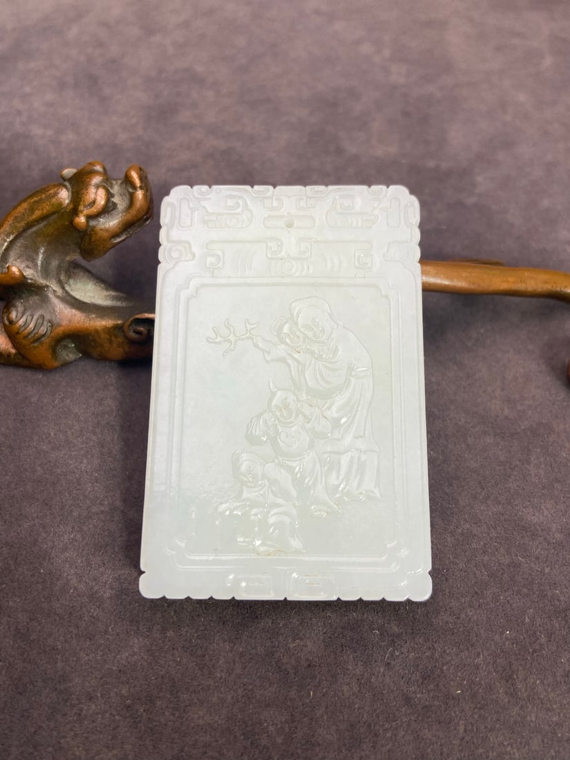 An Exquisite White Jade Figure Pattern Pendant,With Poem: An Exquisite White Jade Figure Pattern Pendant,With Poem,Qing Dynasty,China,Size:2.5inx1.6inx0.3in,Weight:55g白玉人物纹挂件,带诗文,中&