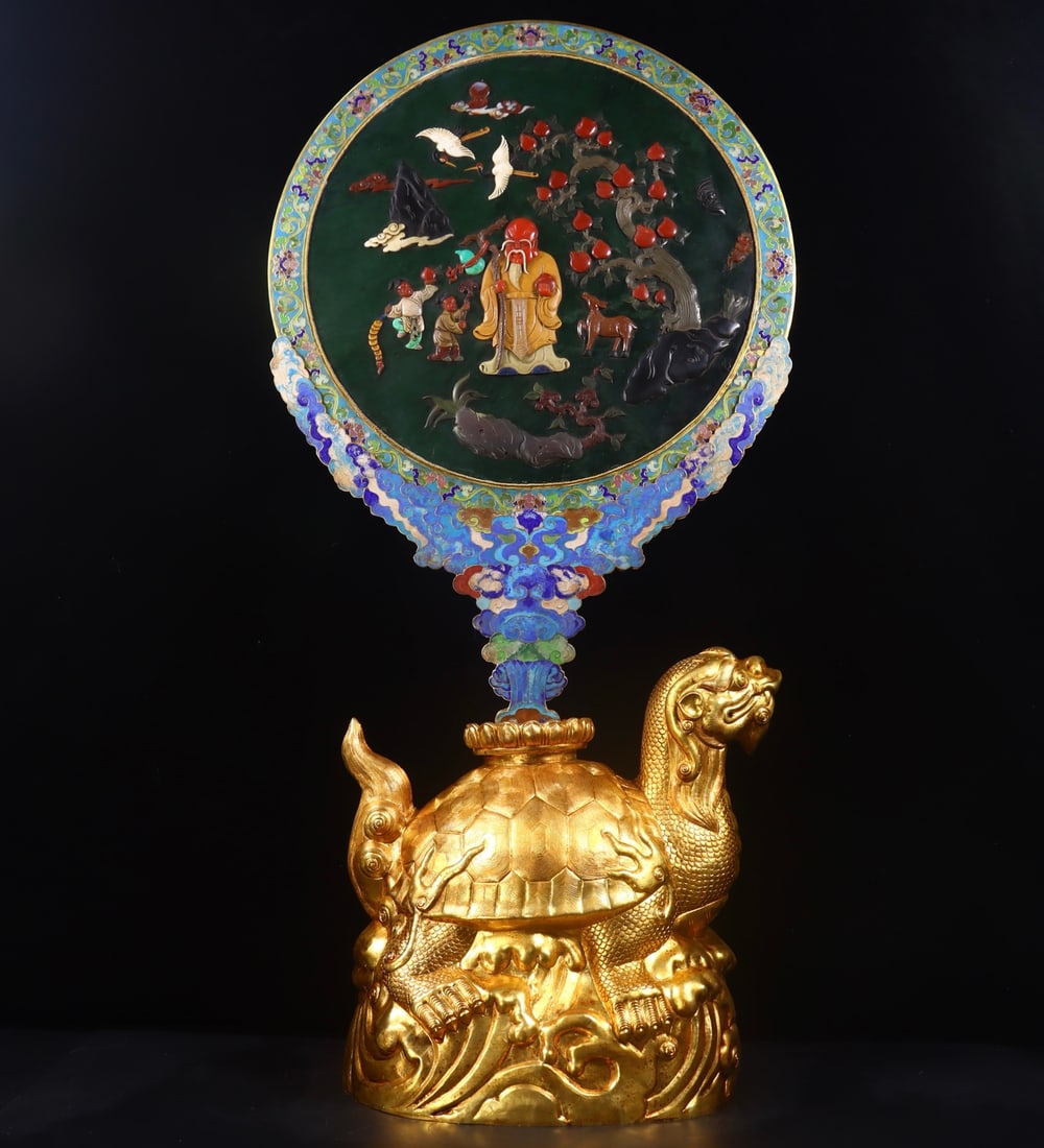 A Huge Gilt Bronze Inlaid Jasper Statue of Longevity Pattern Table Screen,With Poem,With Turtle Base: A Huge Gilt Bronze Inlaid Jasper Statue of Longevity Pattern Table Screen,With Poem,With Turtle Base,Qing Dynasty,China,Qianlong Four-character Mark,Size:27.8inx13.4inx7.9in,Weight:7170g铜ແ