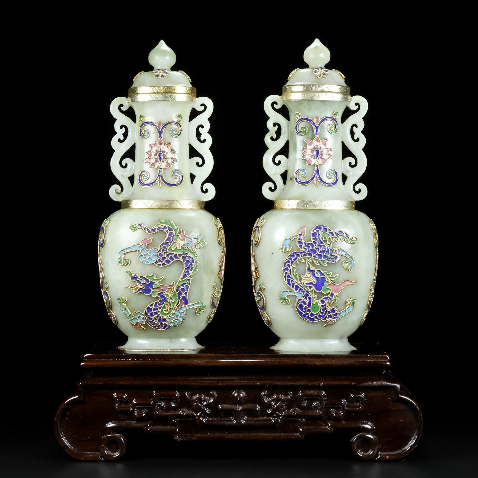 A Pair of Exquisite White Jade Inlaid Gold and Silver Dragon Pattern Double-Ears Bottles: A Pair of Exquisite White Jade Inlaid Gold and Silver Dragon Pattern Double-Ears Bottles,Qing Dynasty,China,Size:7.9inx3.3inx2.8in,Total Weight:995g一对白玉镶金&