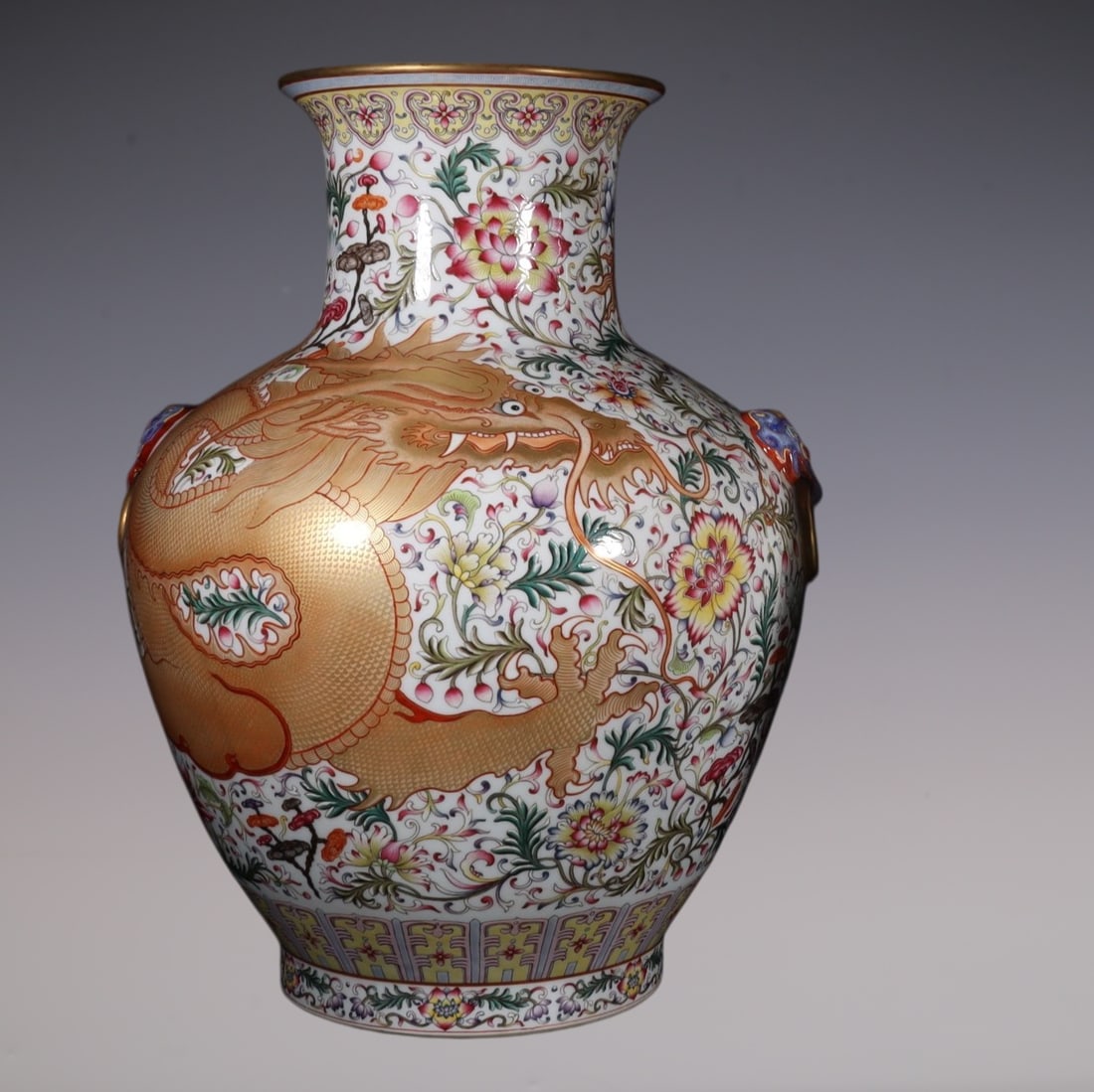 An Exquisite Famille-Rose Painted Gold Lotus Pattern Dragon Pattern Double-Ears Vase: An Exquisite Famille-Rose Painted Gold Lotus Pattern Dragon Pattern Double-Ears Vase Qing Dynasty, China Qianlong Four-character Mark Size:20.5inx8.5in粉彩白地描金&
