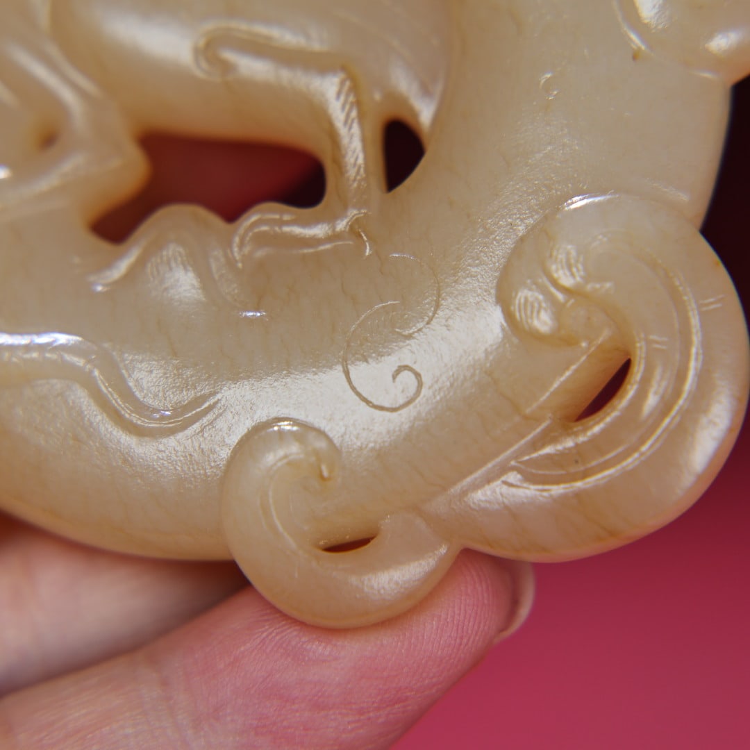 An Exquisite White Jade Phoenix Pattern Pendant - 8