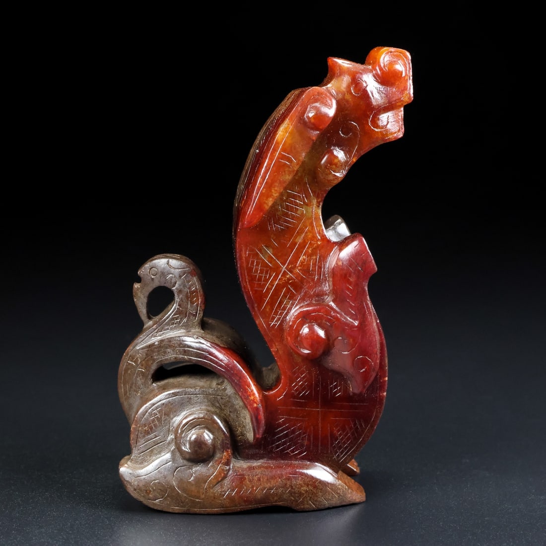 An Exquisite Hotan Jade Dragon Ornament: An Exquisite Hotan Jade Dragon Ornament,Han Dynasty, China,Size:2.2inx1.4inx3.5in ,Weight:178g 和田玉龙摆件,中国汉代