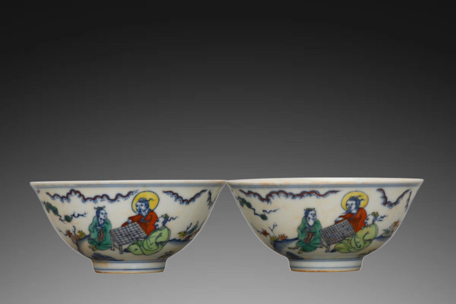 A pair of Exquisite Doucai Figures Pattern Bowl: A pair of Exquisite Doucai Figures Pattern Bowl,Ming Dynasty, China,Chenghua Six-character Mark,Size:3inx5.9inx2in 一对斗彩人物纹碗,中国