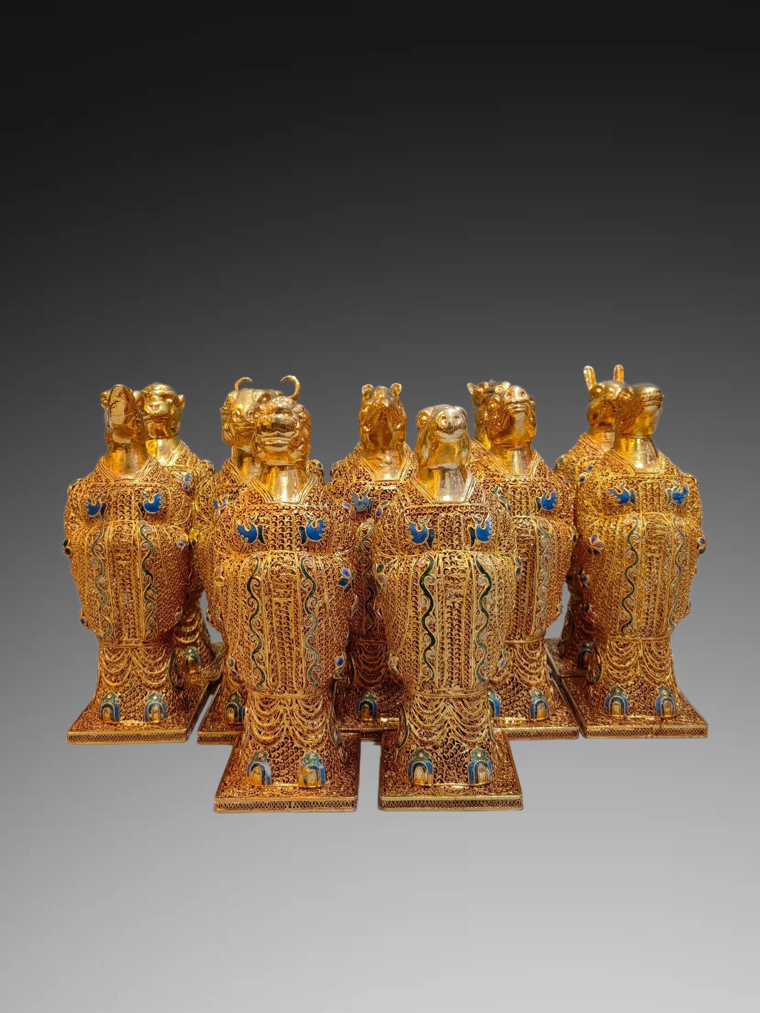 A Set of Exquisite Filigree Gilt twelve Chinese zodiac signs Ornament: A Set of Exquisite Filigree Gilt twelve Chinese zodiac signs Ornament,Qing Dynasty,China,Qianlong Four-character Mark,Size: 3inx2.7inx7.5in（Single piece）,Weight: 3342g 一套&#
