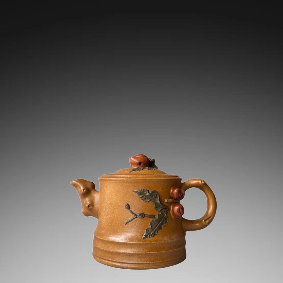 An Exquisite Purple Sands Peach Pattern Bottle: An Exquisite Purple Sands Peach Pattern Bottle,Qing Dynasty, China,With Mark,Size:7.1inx4.7in 紫砂桃纹壶,中国清代,带款