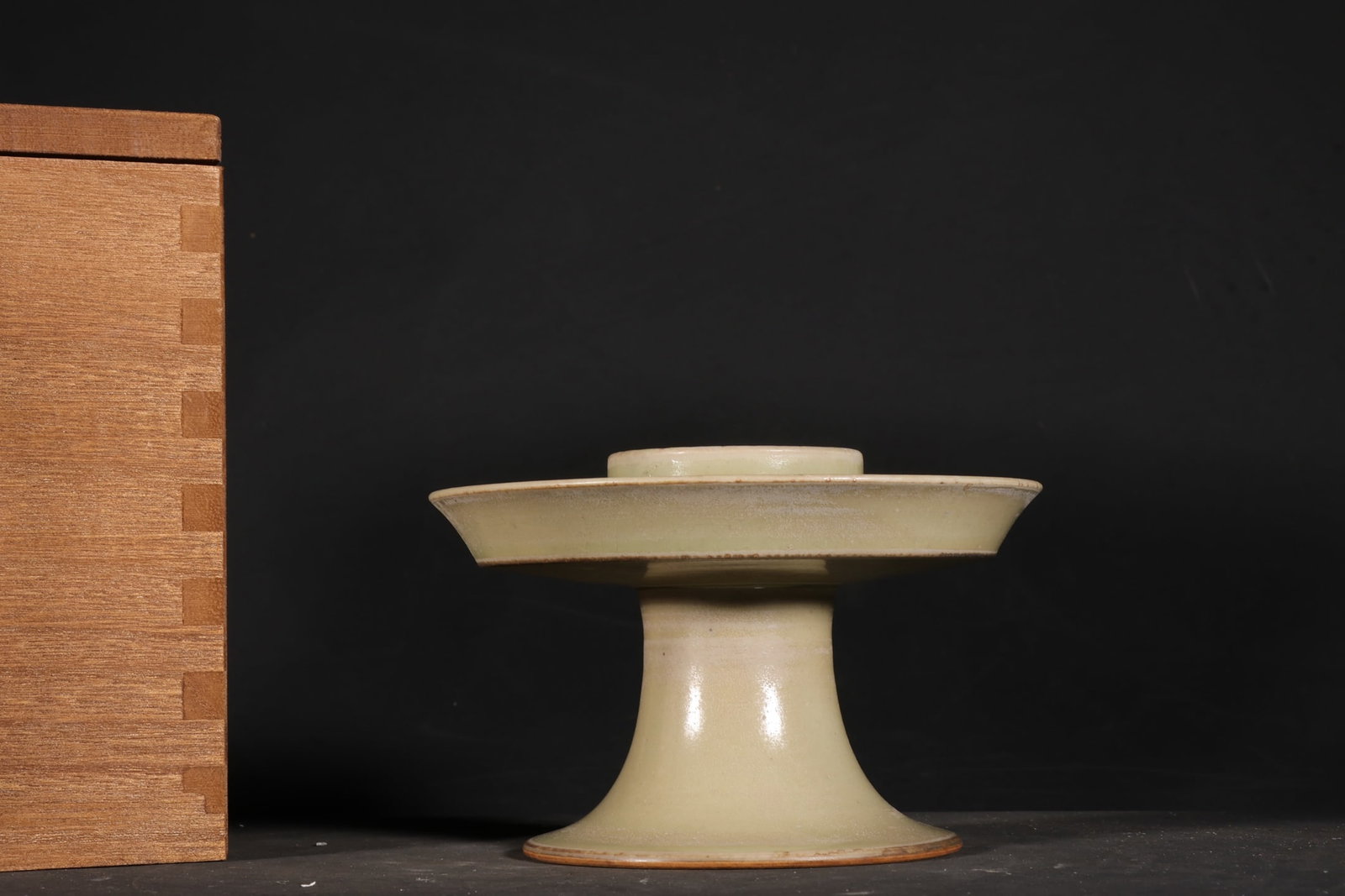 An Exquisite Yue Kiln Celadon Cup Stand: An Exquisite Yue Kiln Celadon Cup Stand,Song Dynasty, China,Size:3inx4.5in 越窑青瓷盏托,中国宋代