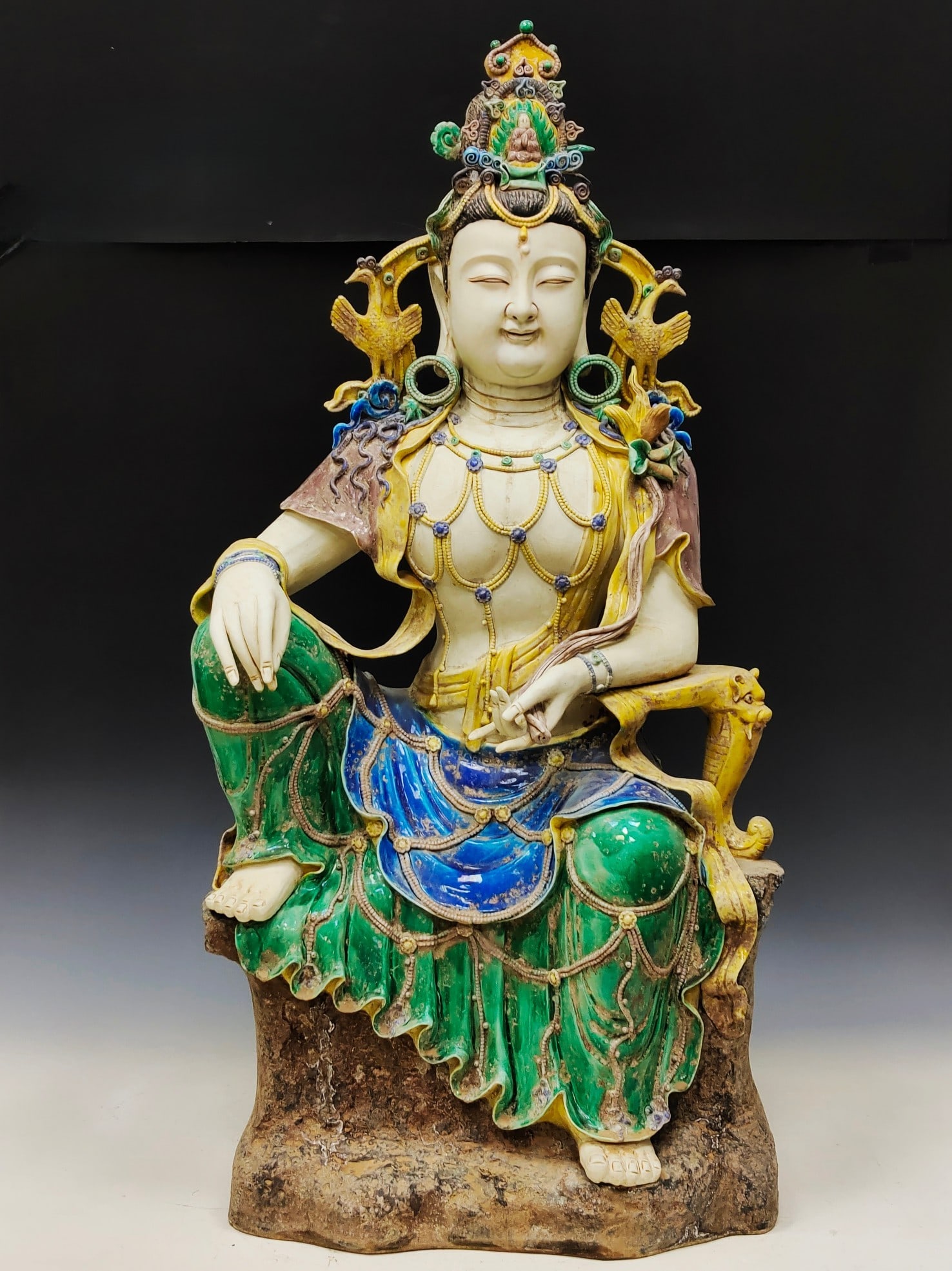 An Exquisite Tang Tri-Color Glazed Pottery Statue of Bodhisattva (1 of 9)