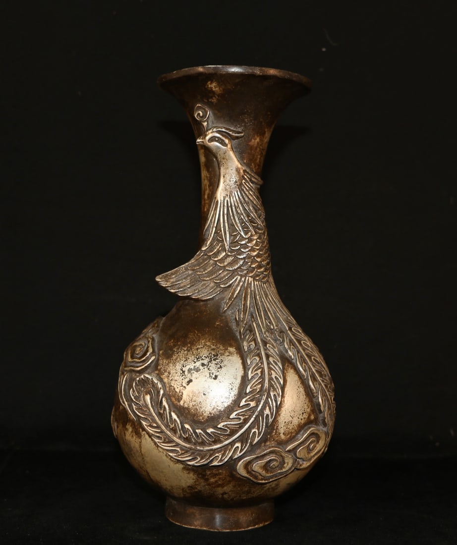 An Exquisite Silver-Gilt Copper Phoenix Pattern Vase: An Exquisite Silver-Gilt Copper Phoenix Pattern Vase,Qing Dynasty, China,Qianlong Four-character Mark,Size:4.9inx9.4in ,Weight:892g 铜鎏银凤纹瓶,中国
